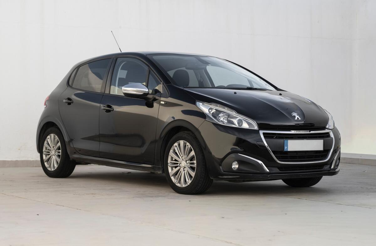 PEUGEOT 208 1.6 BlueHDi Active