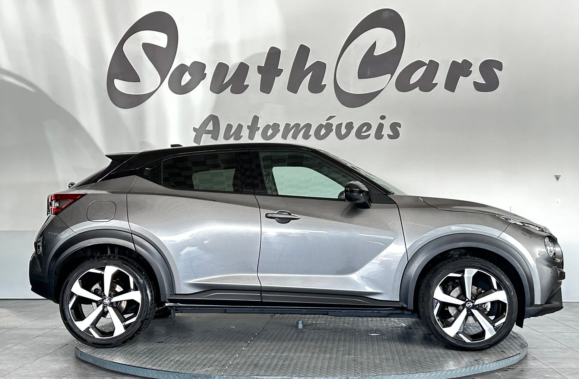 NISSAN Juke 1.0 DIG-T Tekna