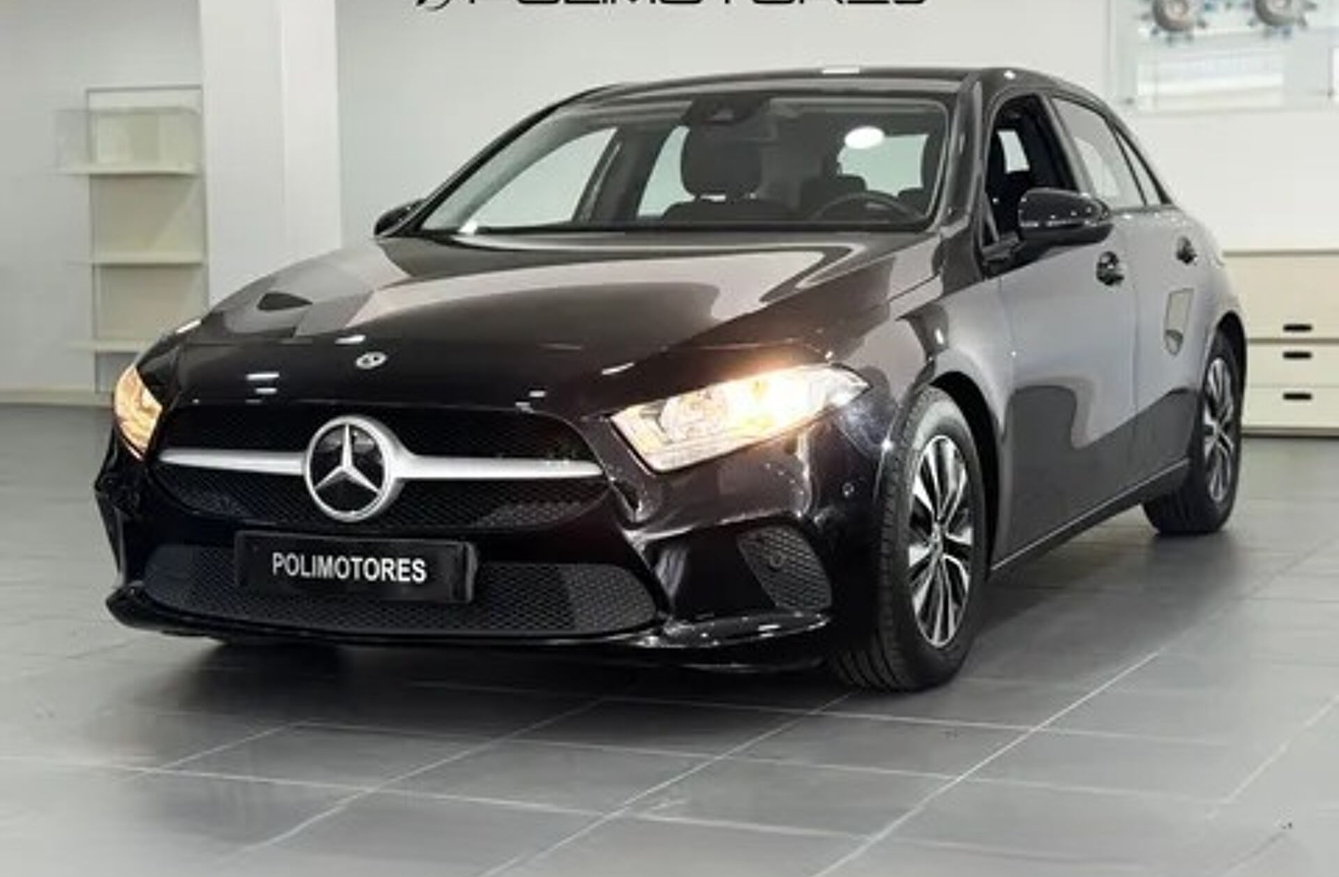 MERCEDES Classe A A 180 d Style Plus