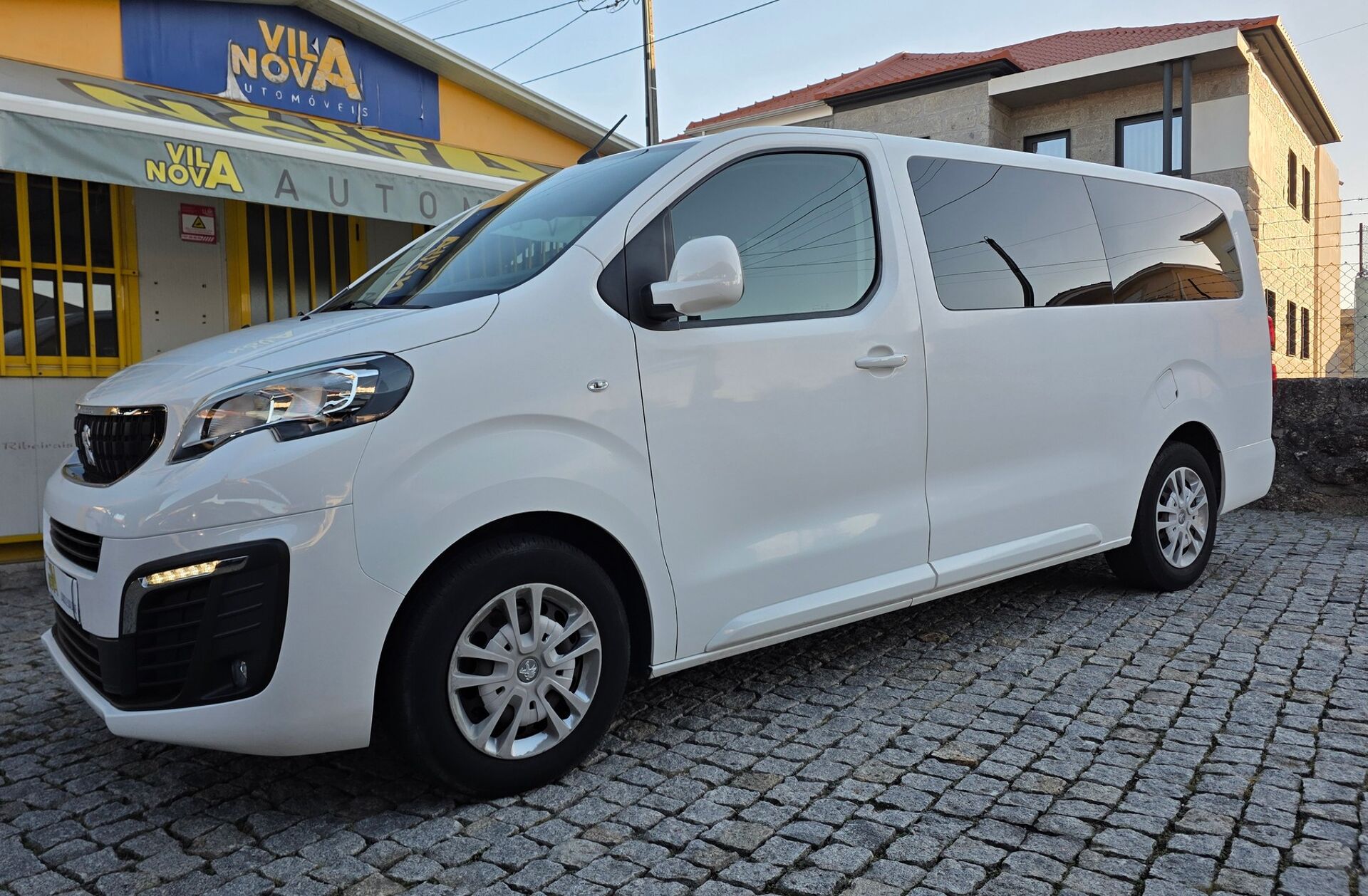 PEUGEOT Traveller 1.5 BlueHDi L3H1 Long