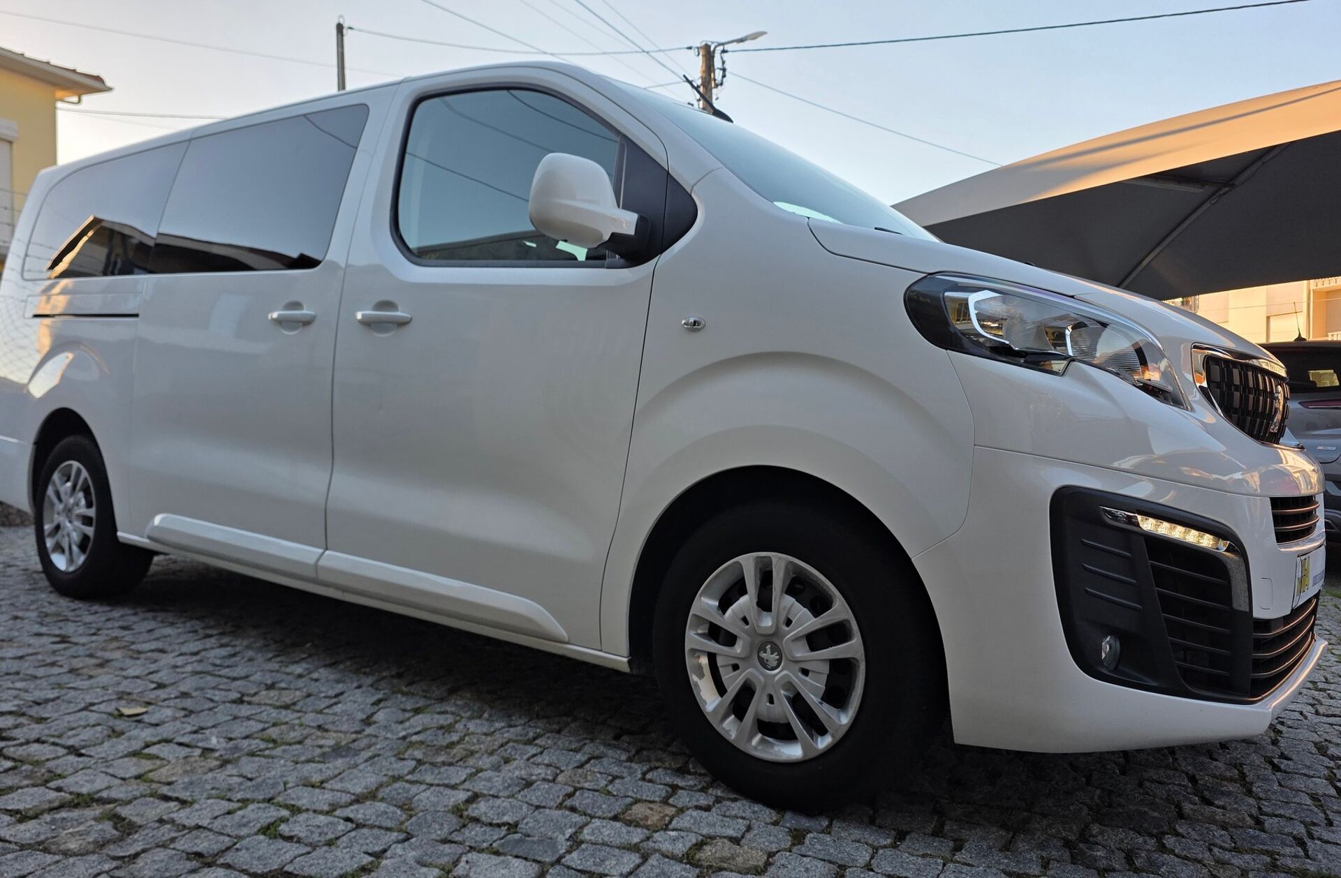 PEUGEOT Traveller 1.5 BlueHDi L3H1 Long