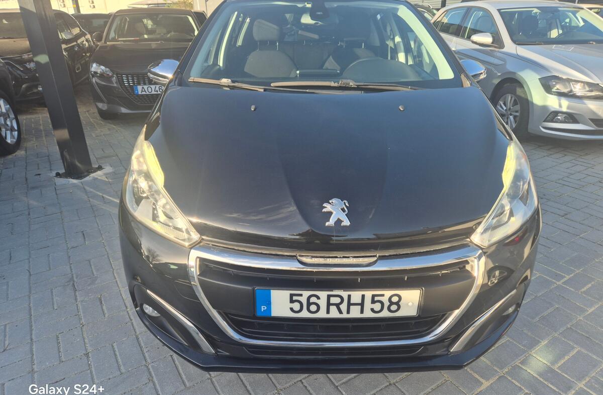 PEUGEOT 208 1.6 BlueHDi Style