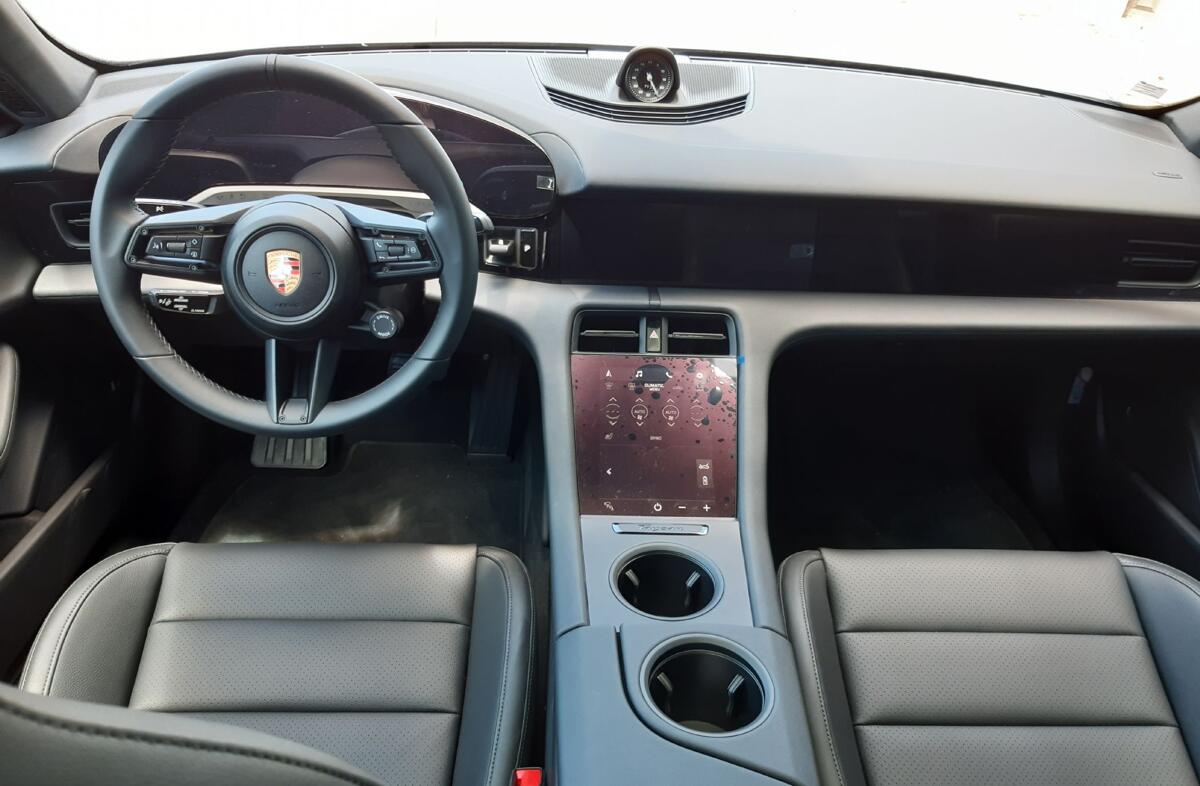 PORSCHE Taycan Taycan