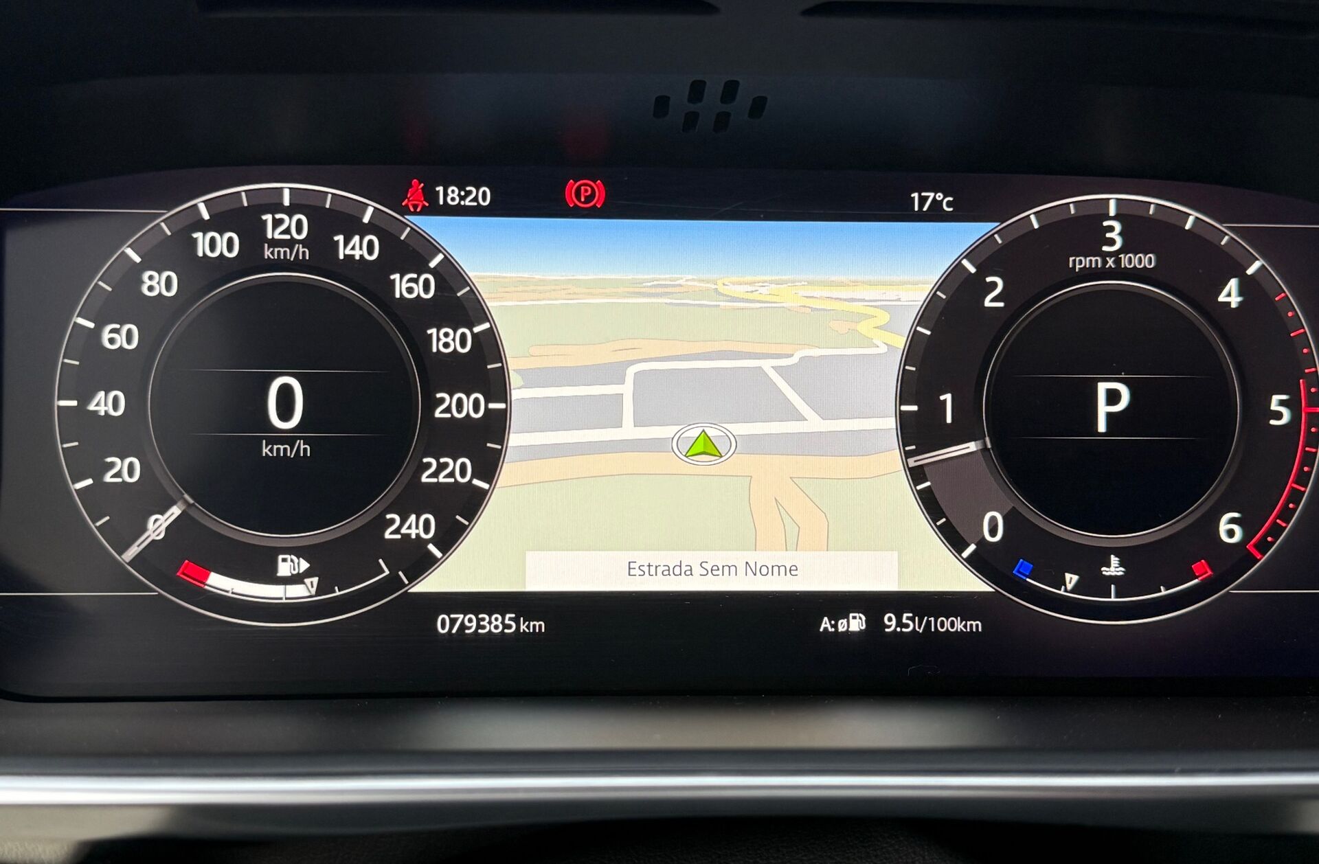 LAND ROVER Range Rover 3.0 TDV6 HSE