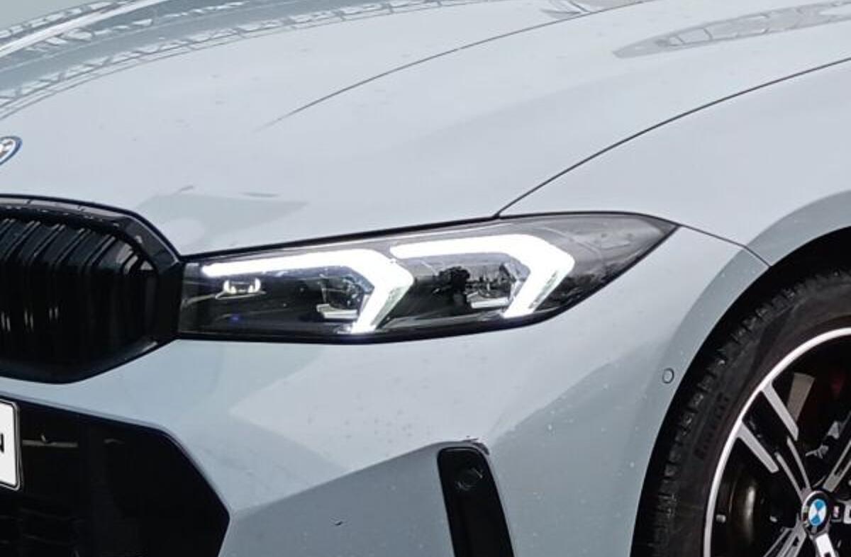 BMW Serie-3 330 e Touring Pack Desportivo M Pro Auto