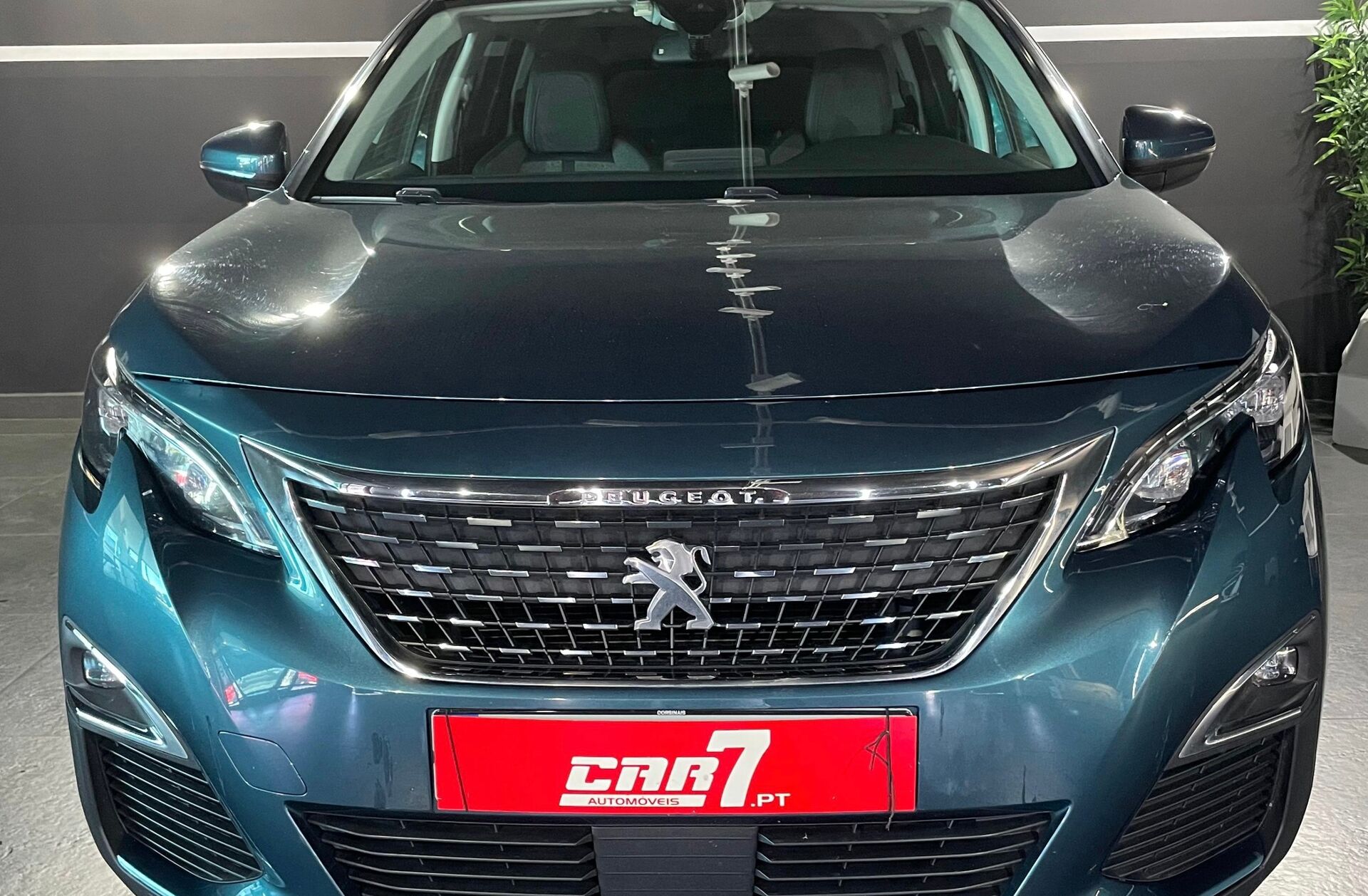 PEUGEOT 5008 1.5 BlueHDi Allure