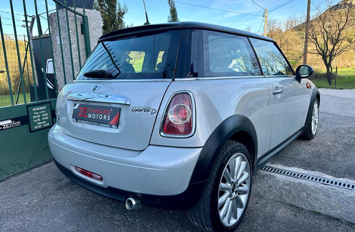 MINI Mini Cooper D