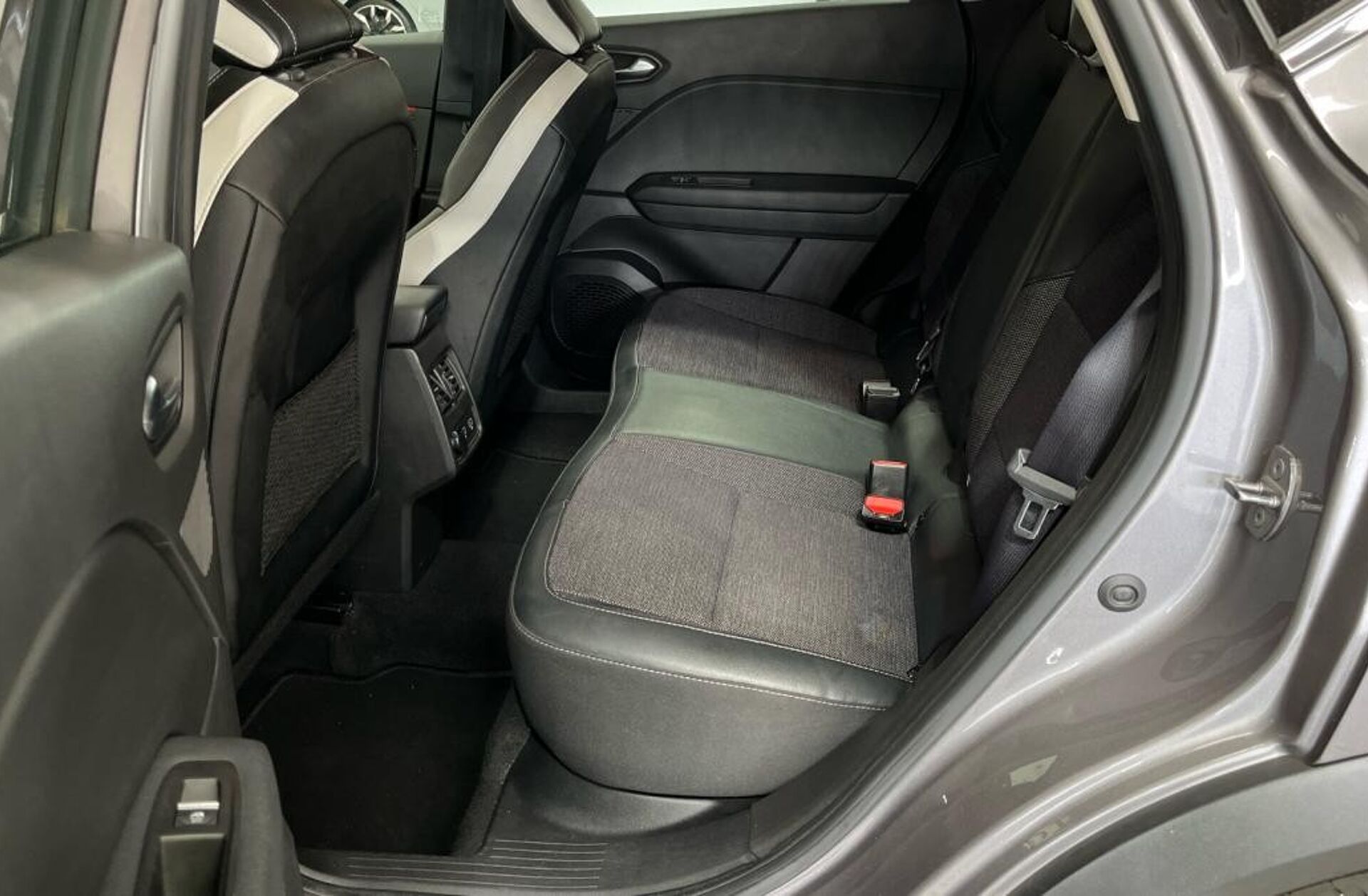 RENAULT Captur 1.0 TCe Techno Bi-Fuel