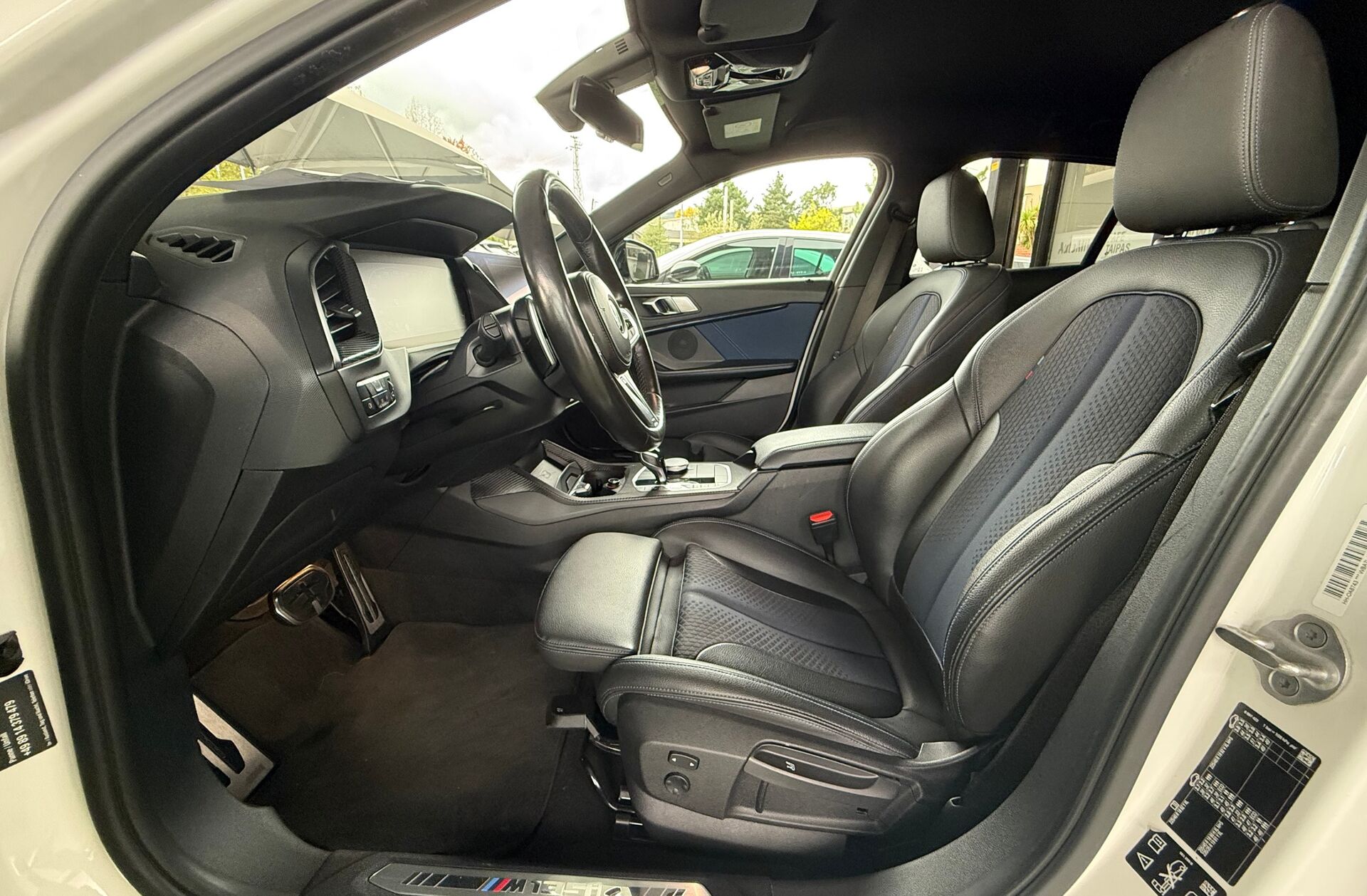 BMW Serie-1 118 i Pack Desportivo M Auto