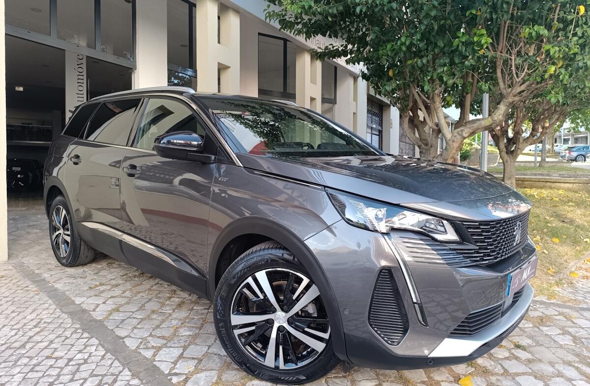 PEUGEOT 5008 1.2 PureTech GT Pack EAT8