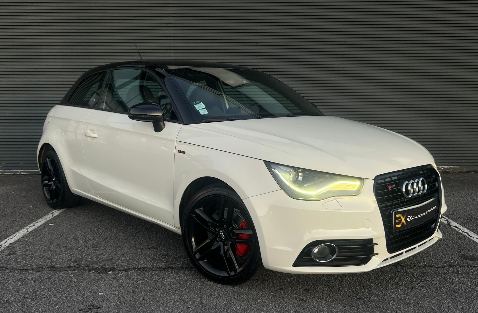 AUDI A1 1.6 TDi S-line