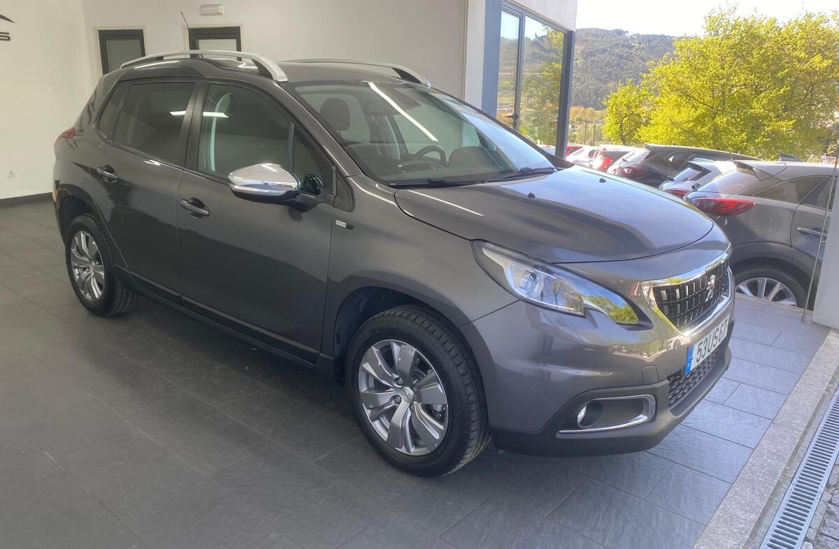 PEUGEOT 2008 1.6 BlueHDi Style