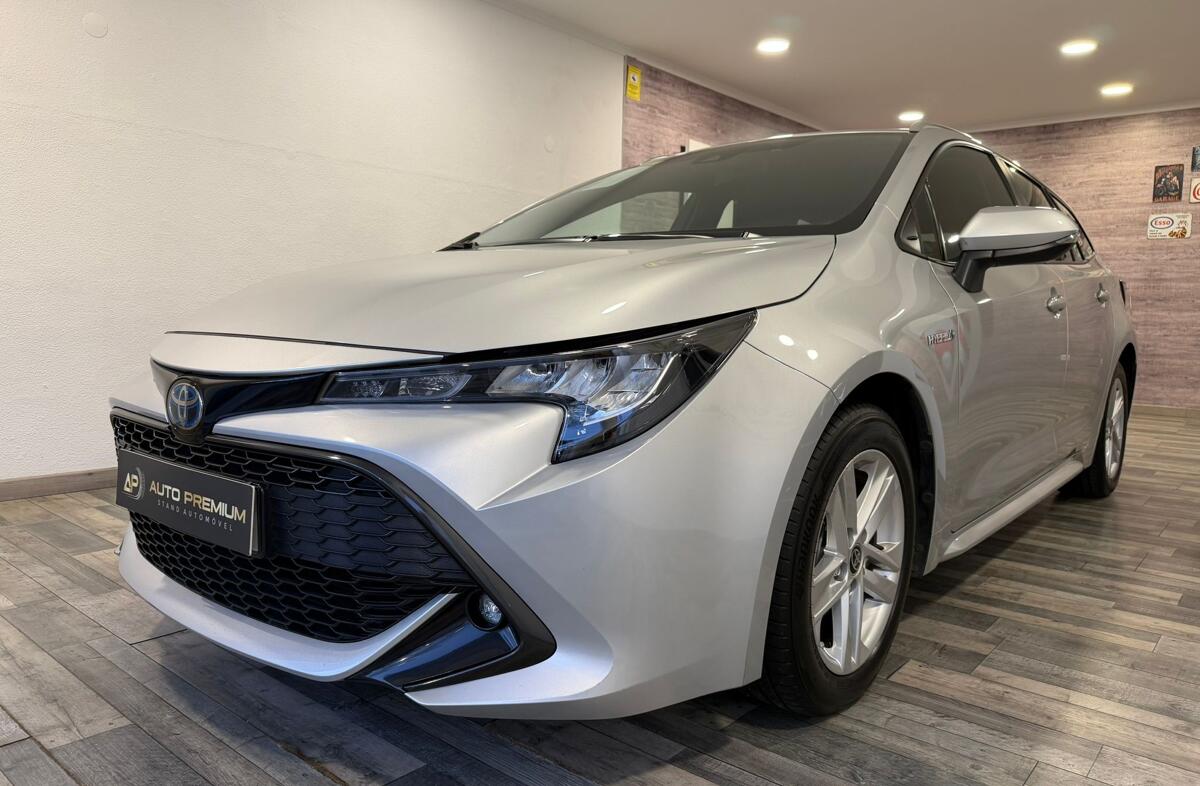 TOYOTA Corolla 1.8 Hybrid Comfort