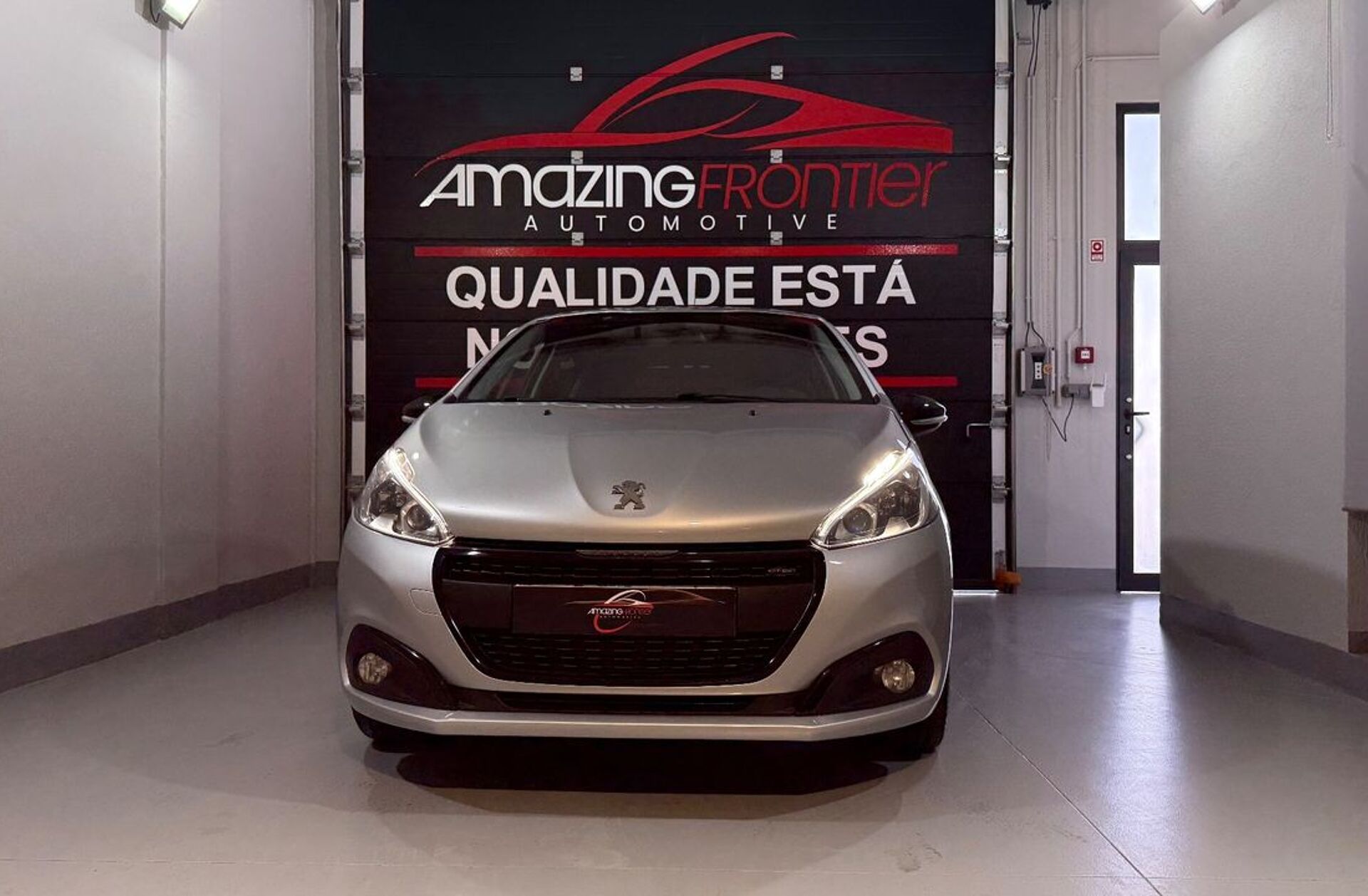 PEUGEOT 208 1.2 PureTech GT Line