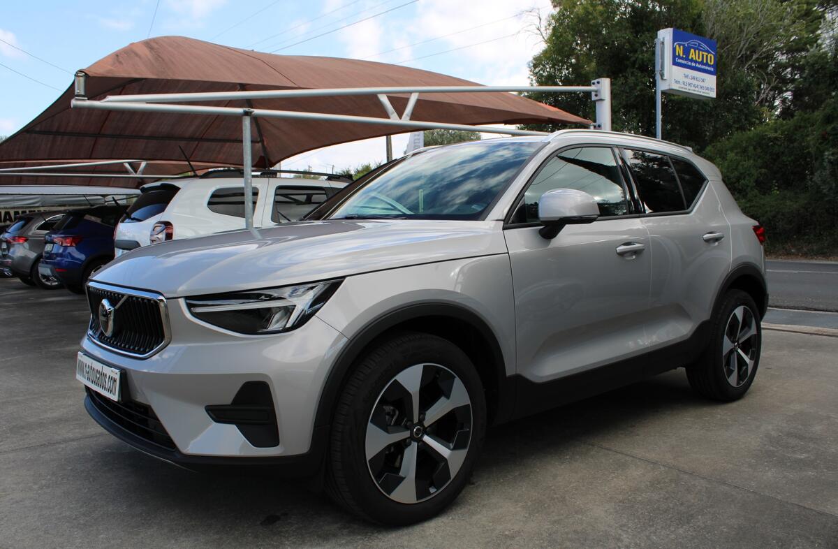VOLVO XC40 1.5 T2 Plus Dark Auto