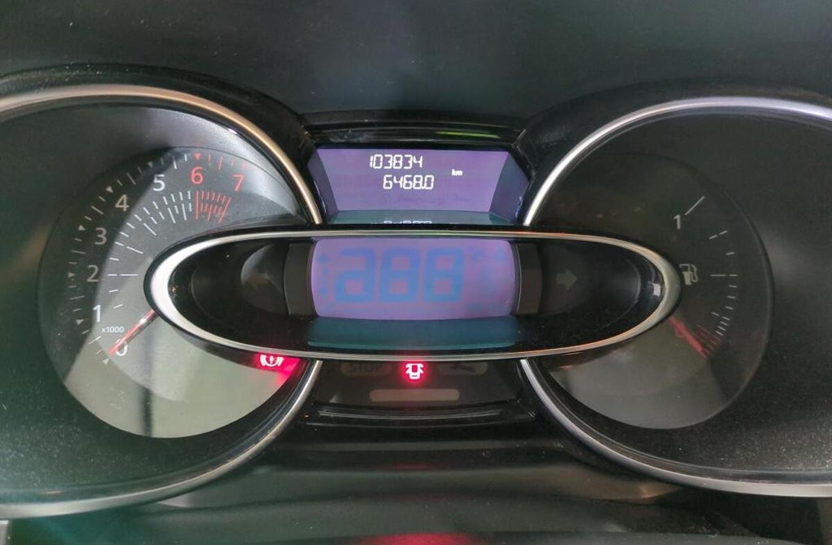 RENAULT Clio 0.9 TCe Limited Bi-Fuel