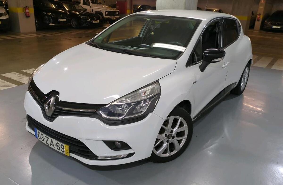 RENAULT Clio 0.9 TCe Limited Bi-Fuel