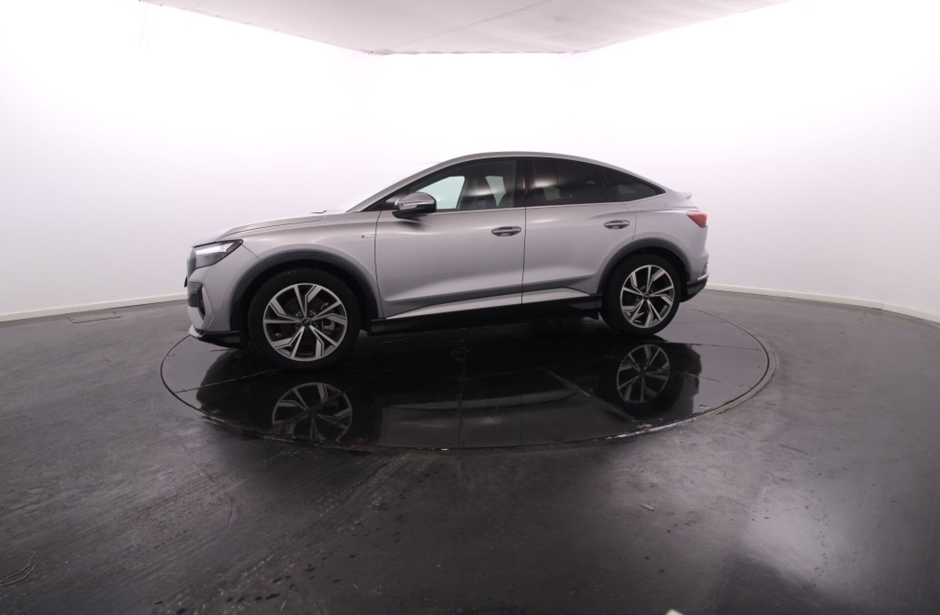 AUDI e-tron GT S  quattro