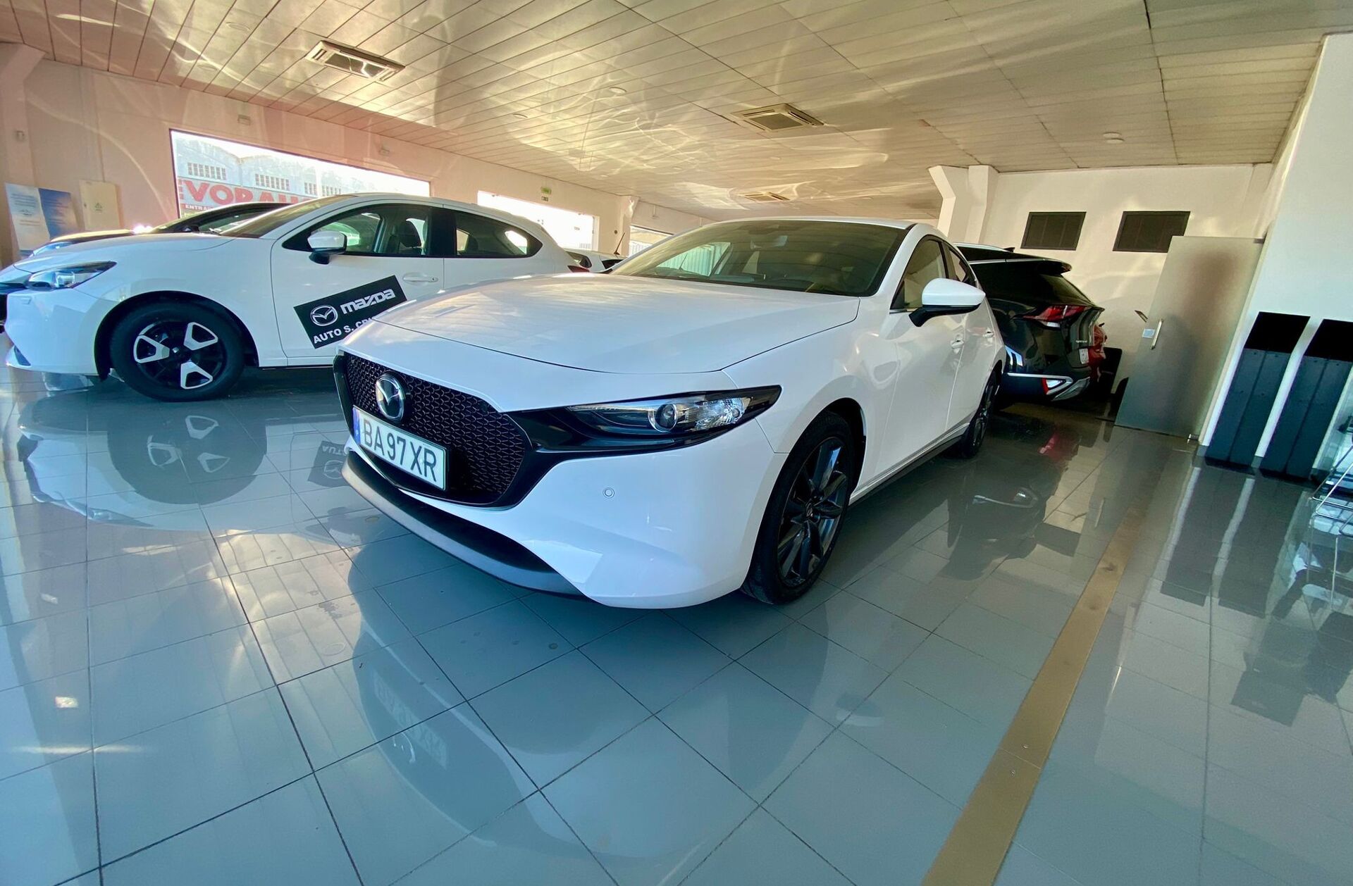 MAZDA 3 2.0 Sky-G Evolve Pack i-Activsense J16