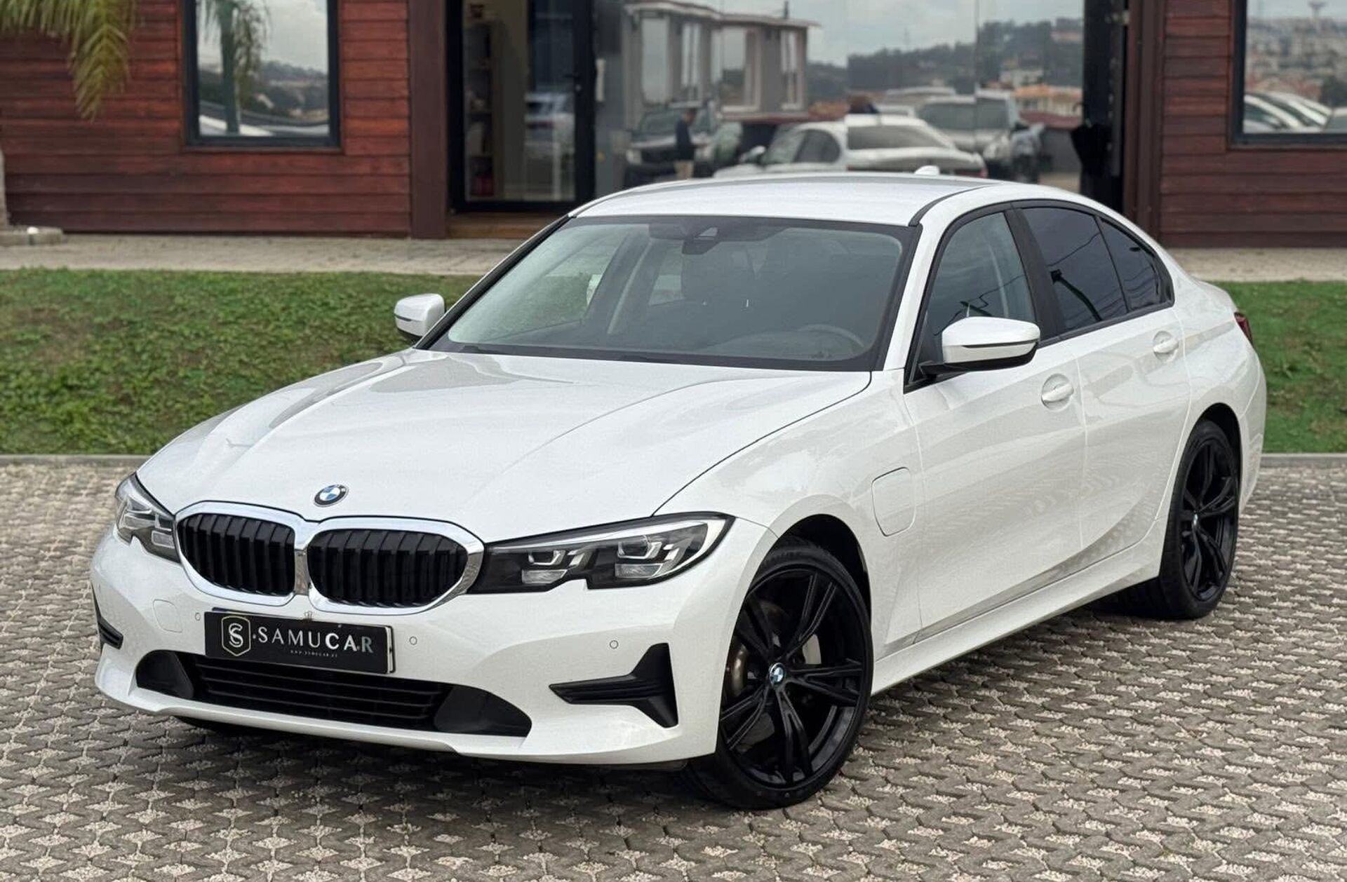 BMW Serie-3 330 e Pack M Auto