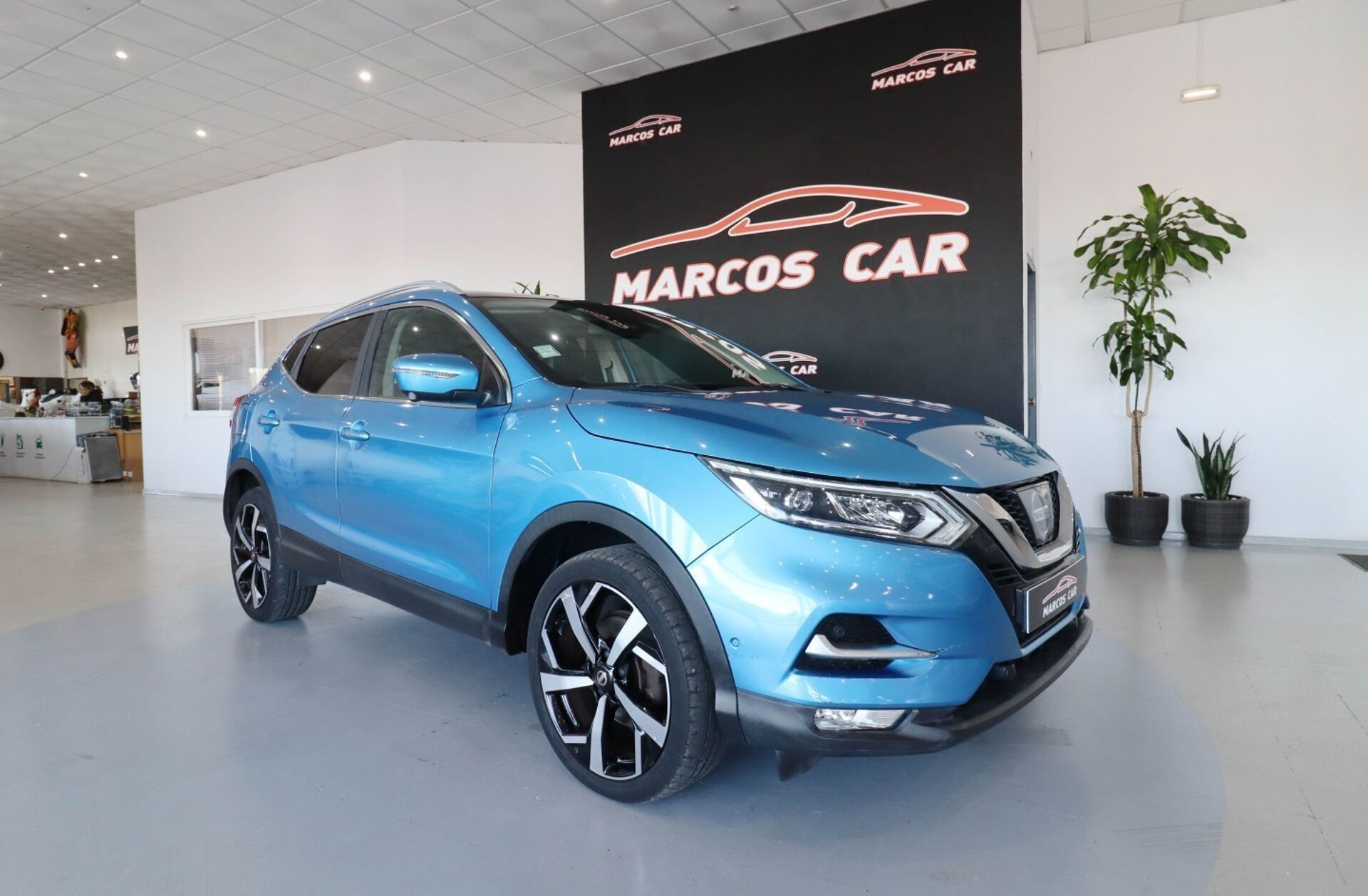 NISSAN Qashqai 1.5 dCi N-Connecta