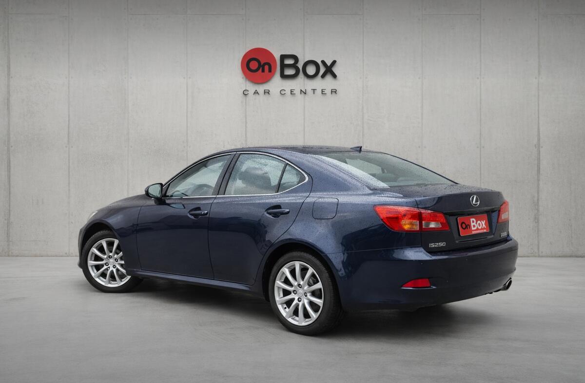 LEXUS IS 220d Luxury 7R