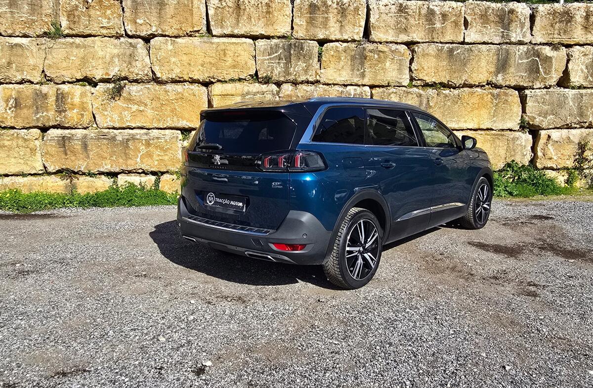 PEUGEOT 5008 1.5 BlueHDi GT EAT8