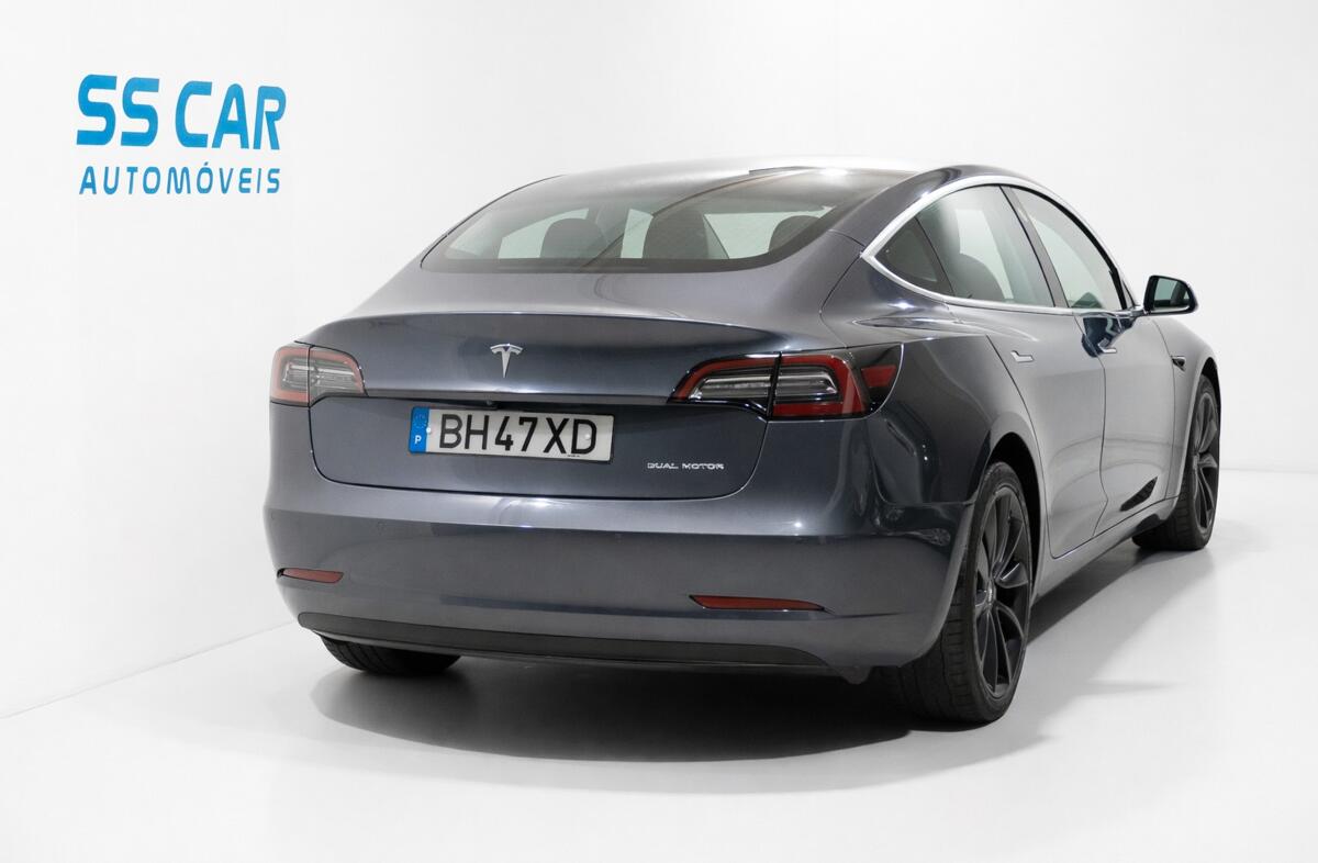 TESLA Model 3 Long-Range Dual Motor AWD