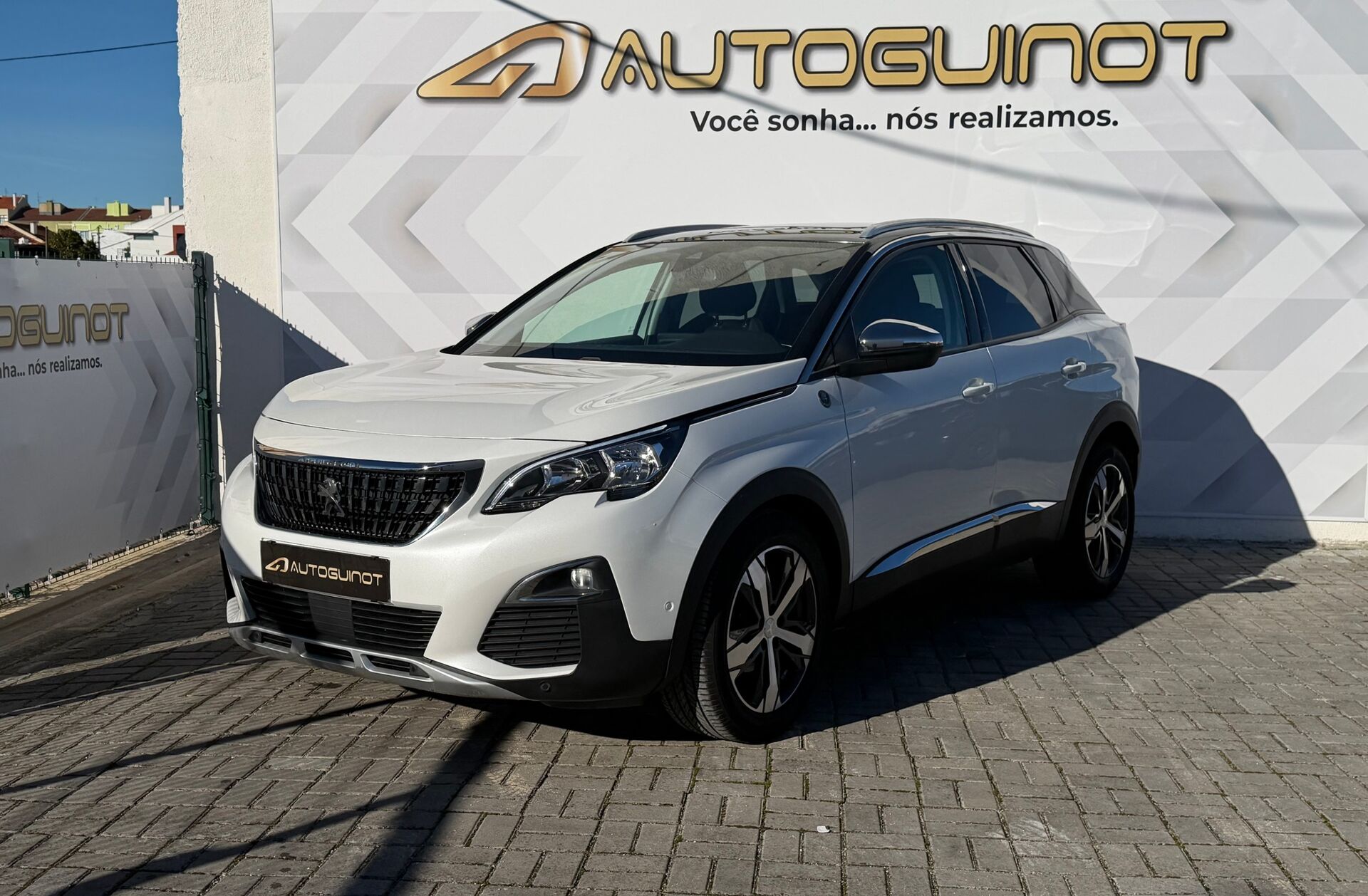 PEUGEOT 3008 1.2 PureTech Active