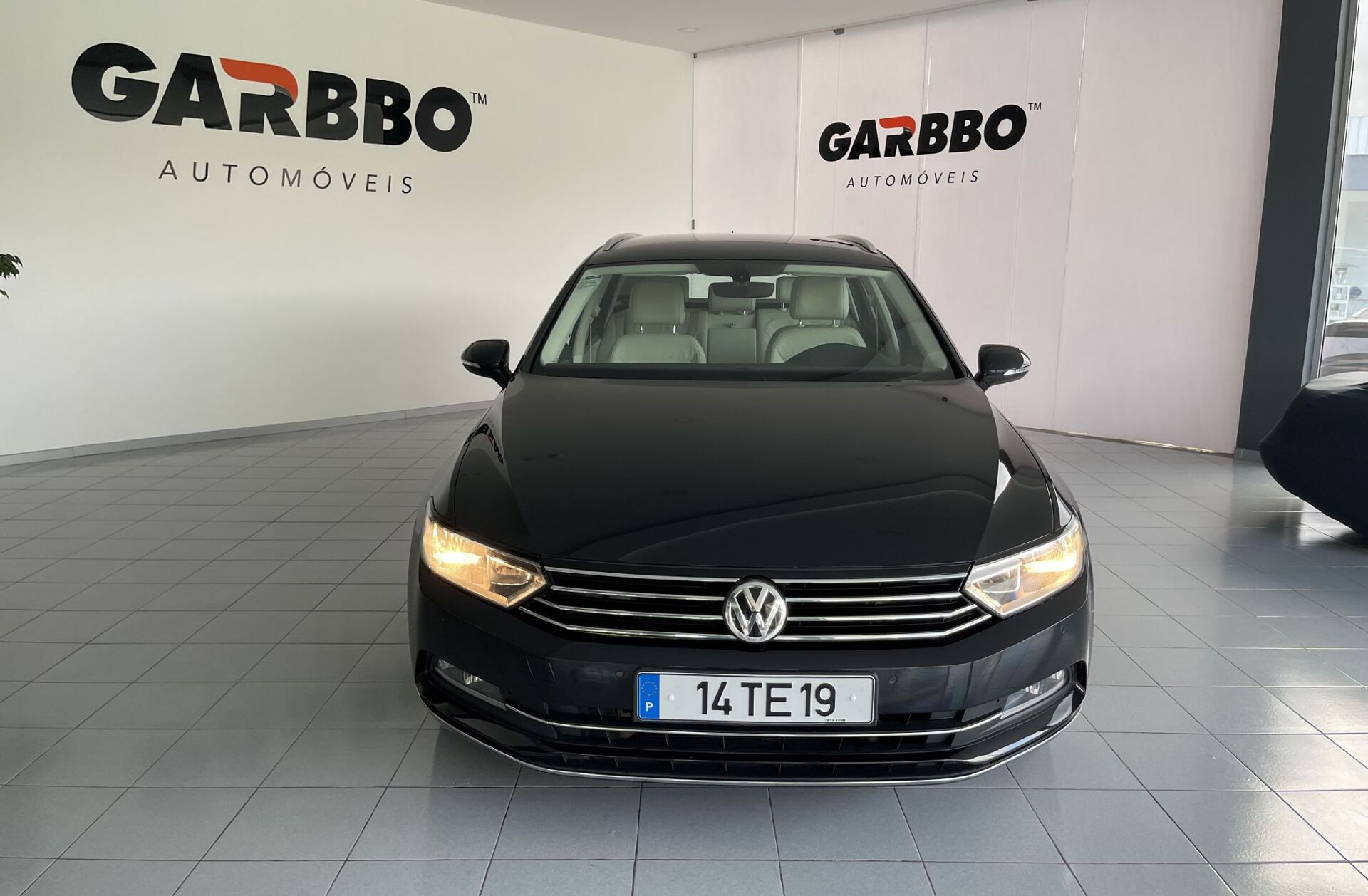 VOLKSWAGEN Passat 2.0 TDi Highline