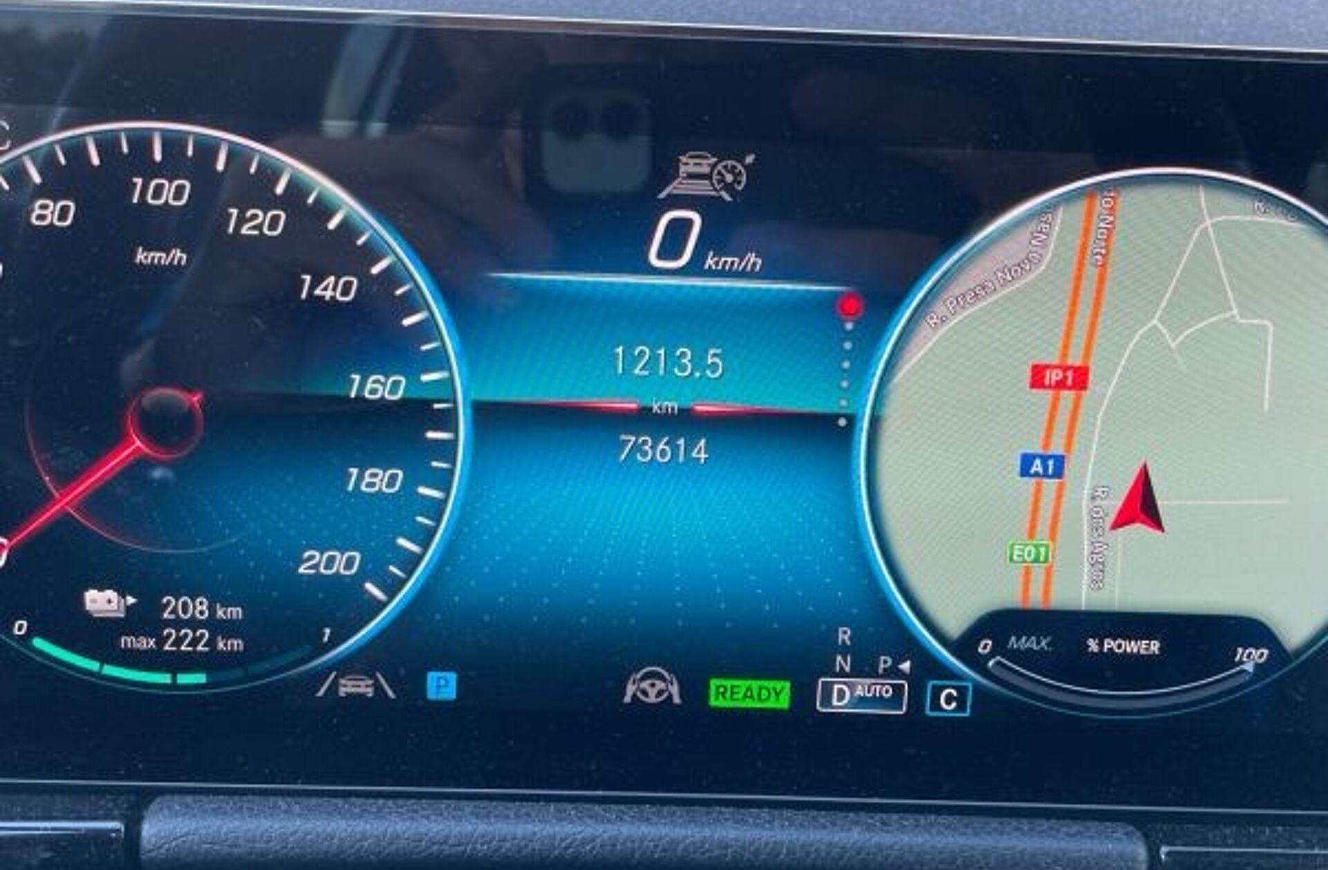 MERCEDES EQA 250 Electric Art