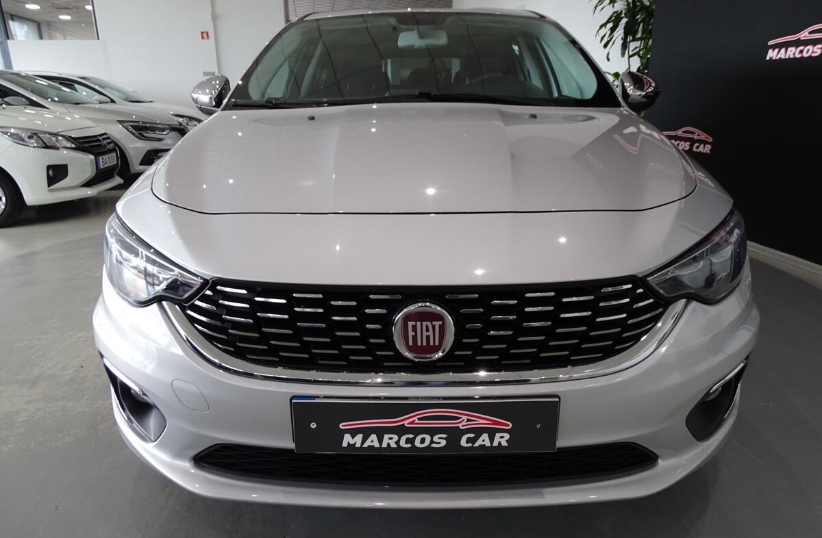 FIAT Tipo 1.3 M-Jet Lounge