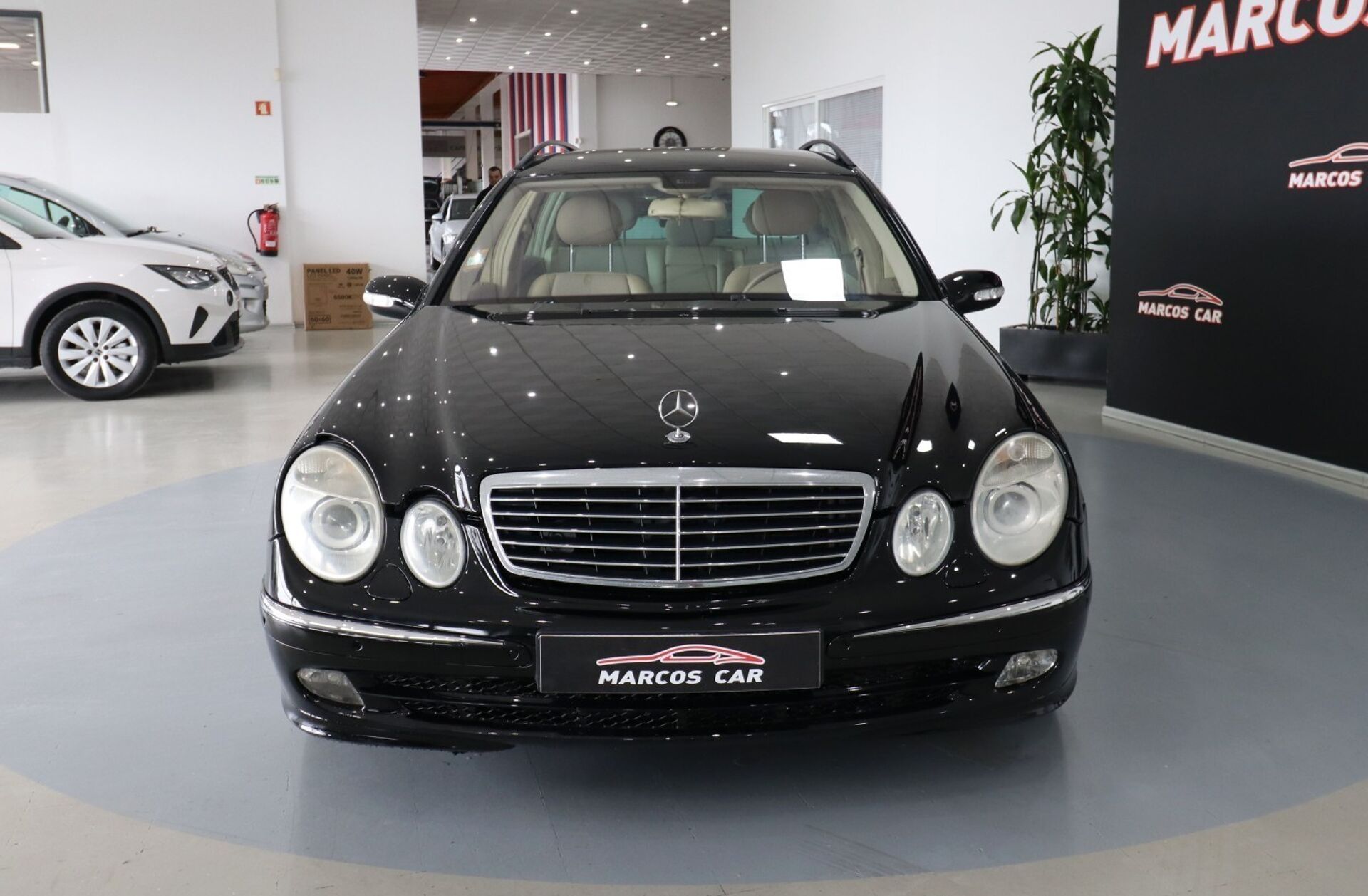 MERCEDES Classe E E 220 CDi Avantgarde