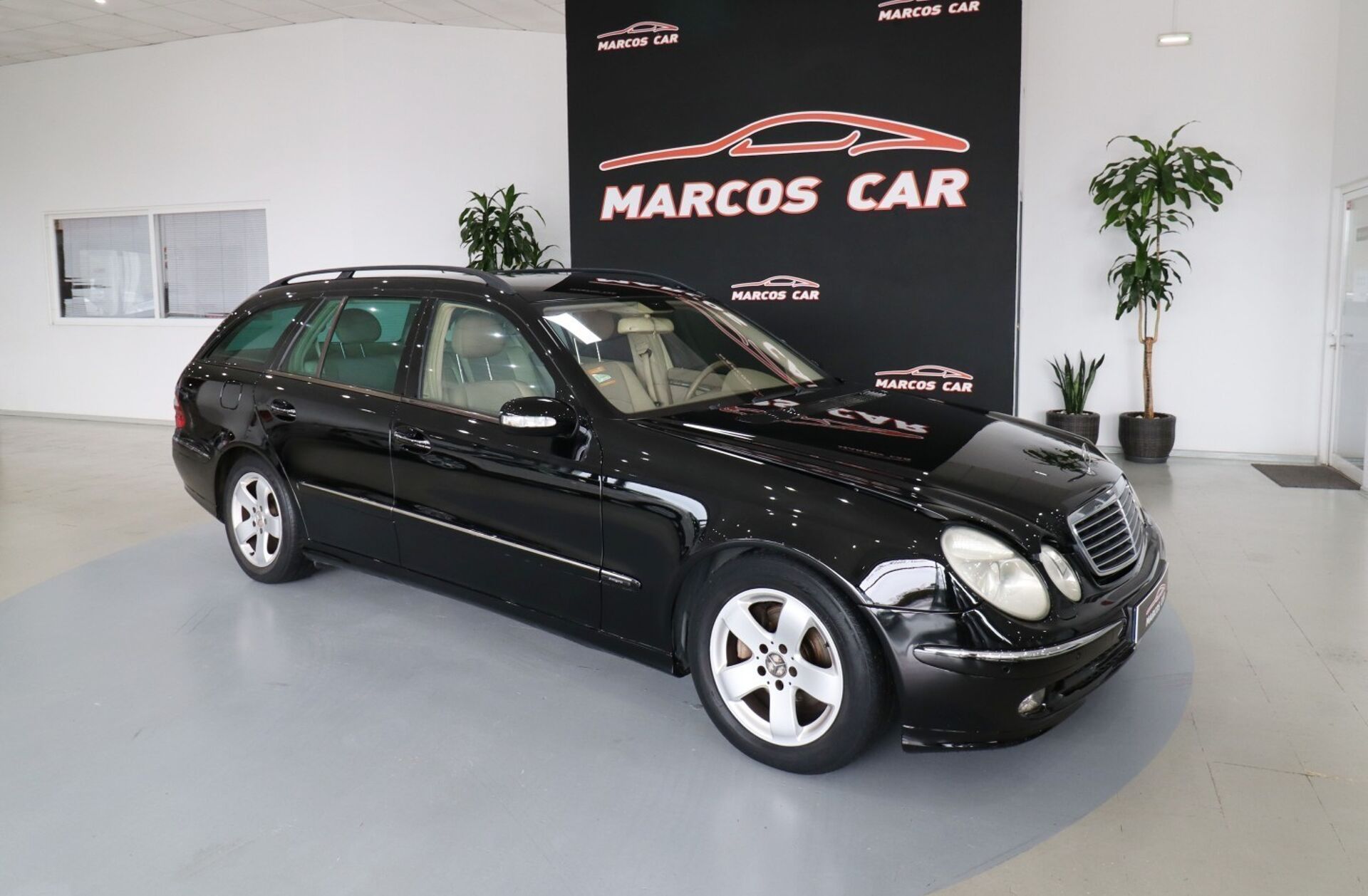 MERCEDES Classe E E 220 CDi Avantgarde