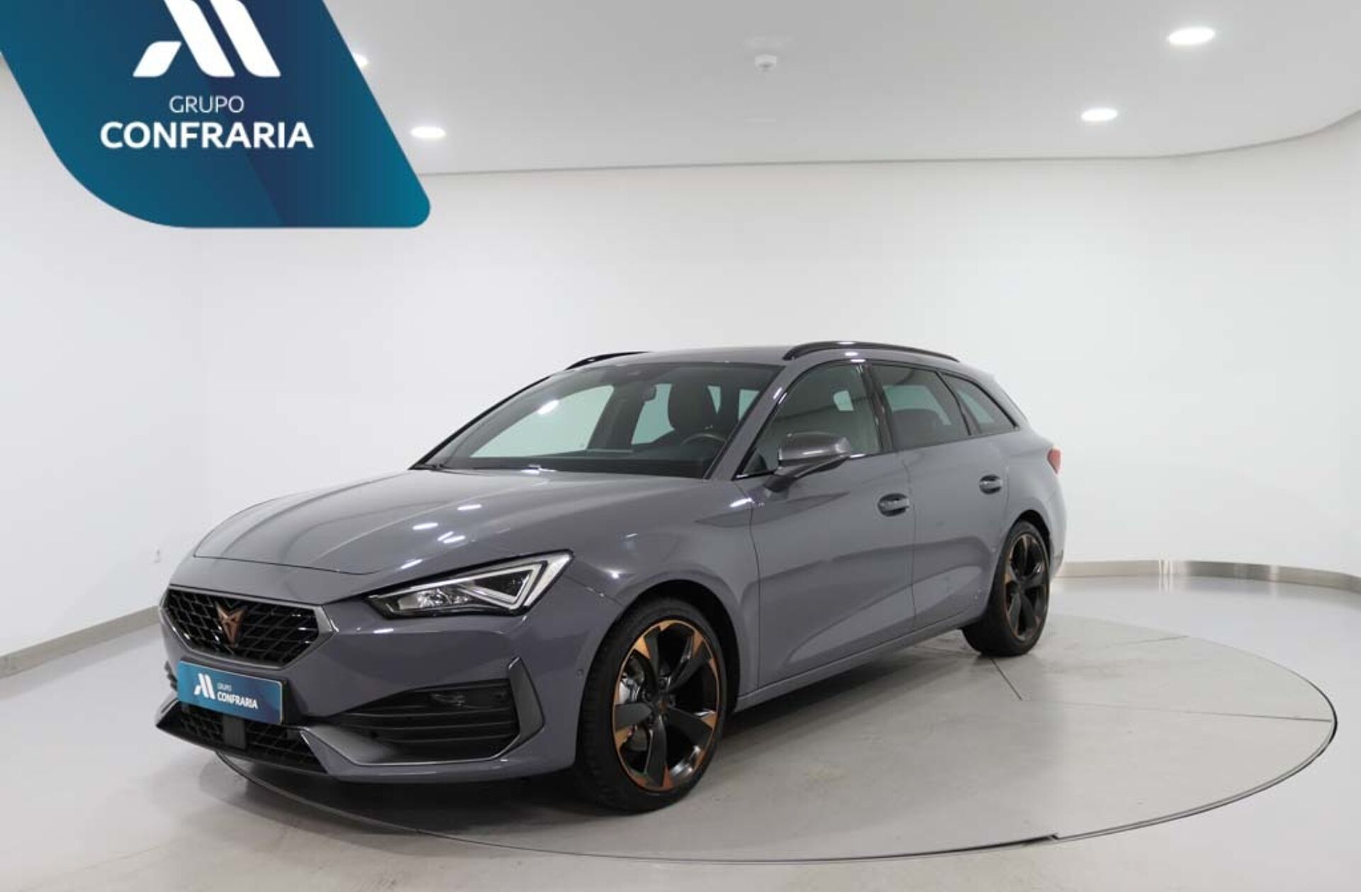 CUPRA Leon 1.5 eTSI MID DSG