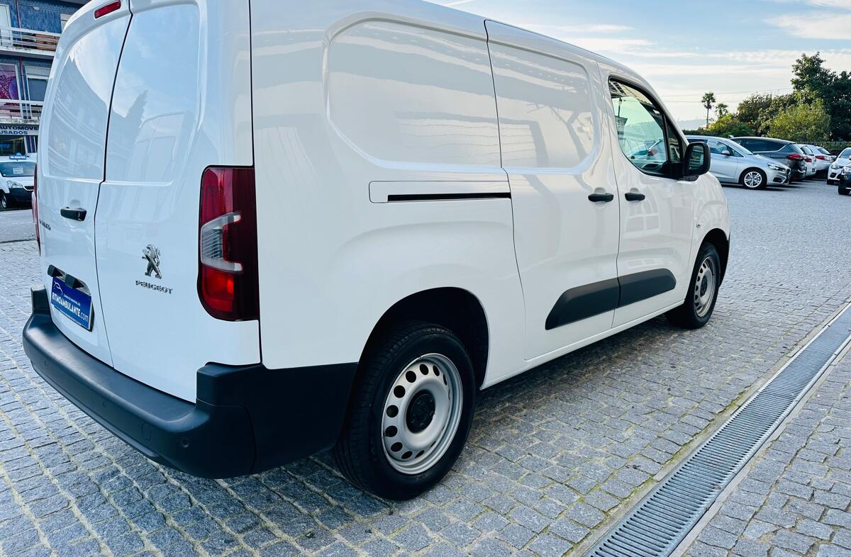 PEUGEOT Partner 1.5 BlueHDi Premium Longa