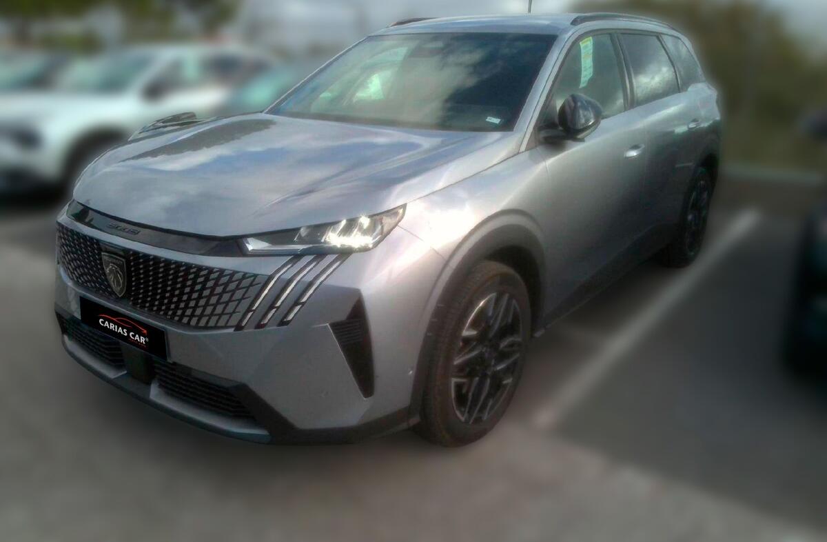 PEUGEOT 5008 1.2 Hybrid Allure e-DCS6