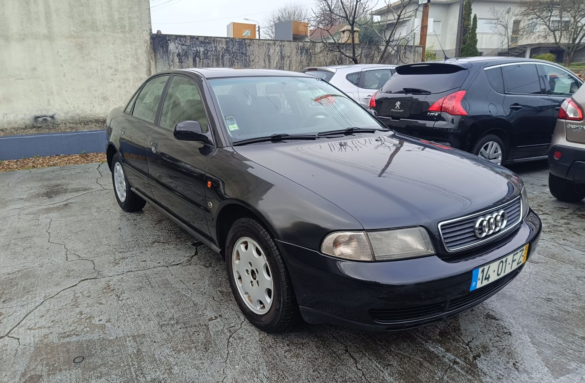 AUDI A4 1.6 + EC