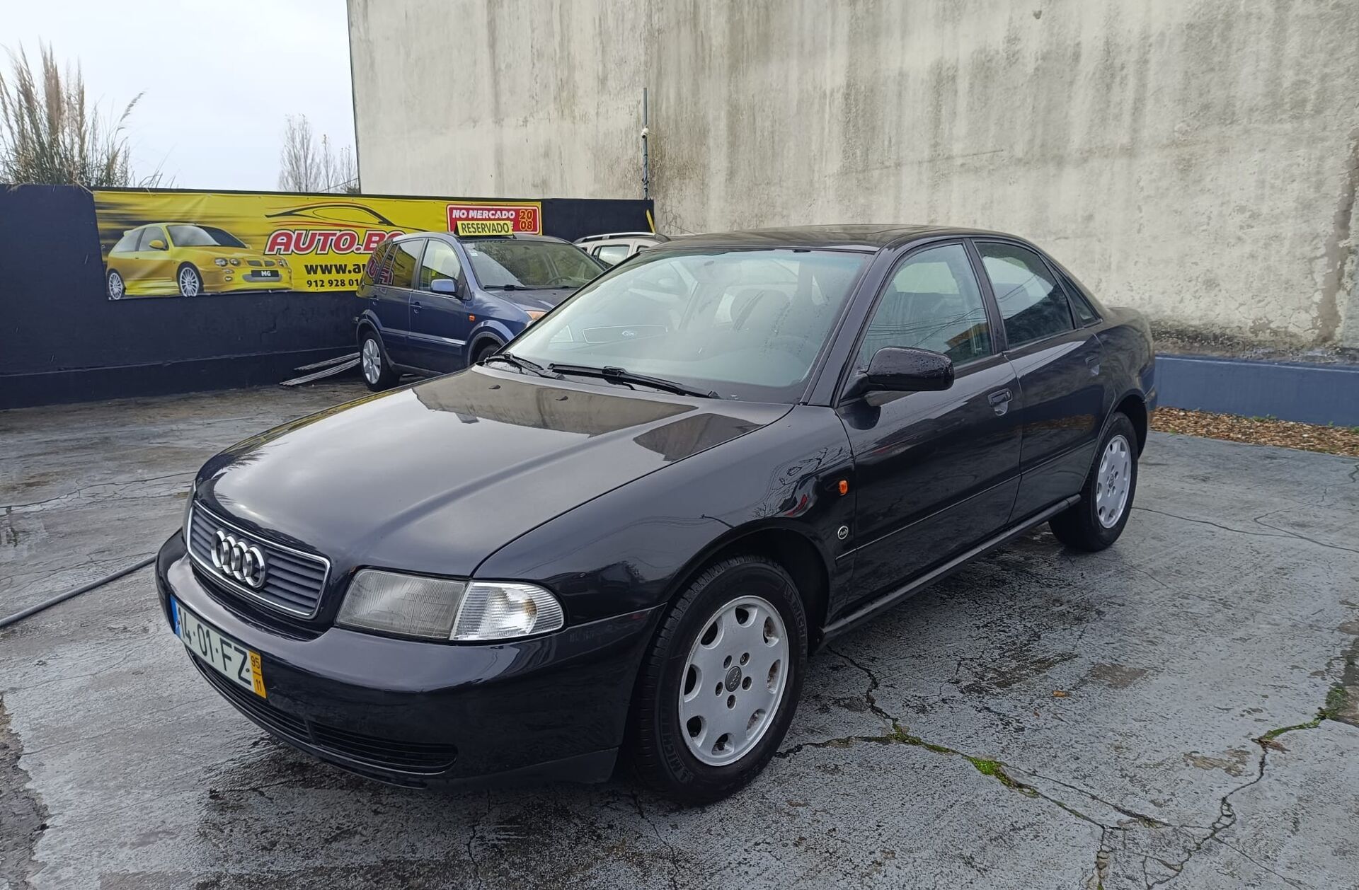 AUDI A4 1.6 + EC