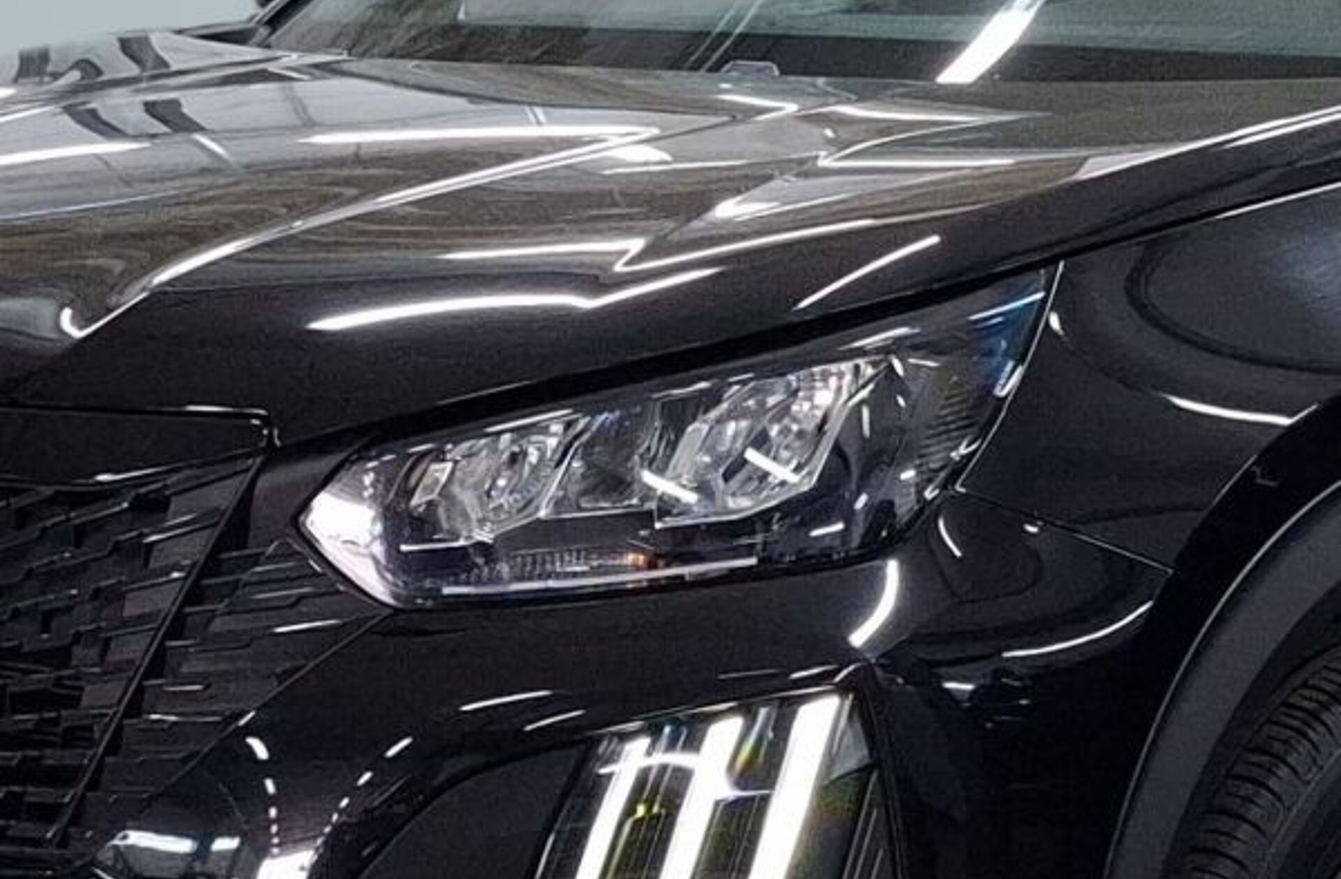 PEUGEOT 2008 1.2 PureTech Active