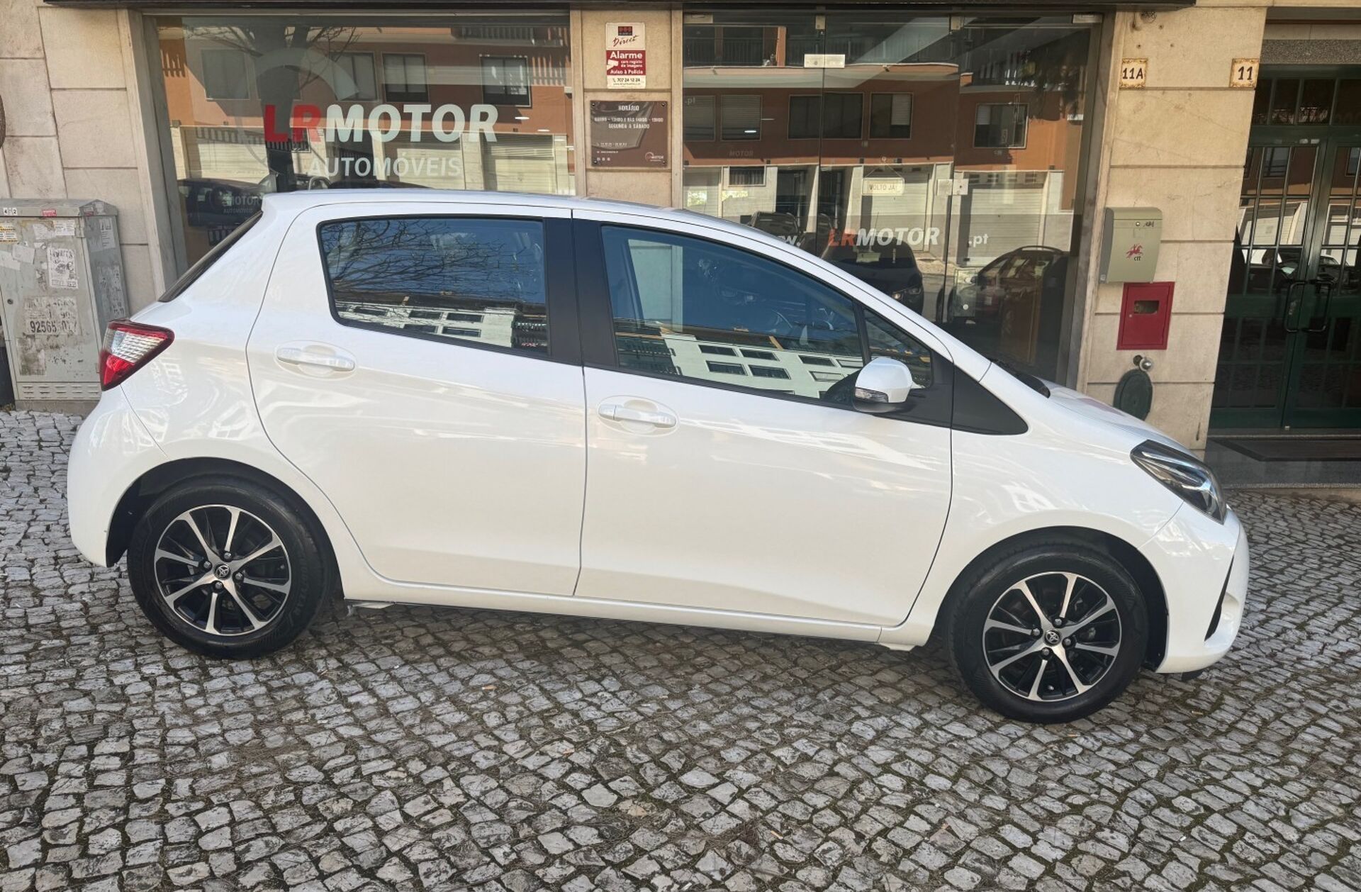 TOYOTA Yaris 1.0 VVT-i Comfort
