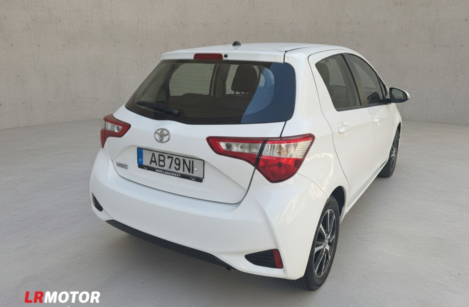 TOYOTA Yaris 1.0 VVT-i Comfort