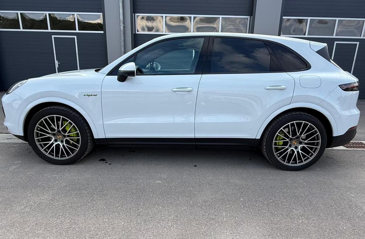 PORSCHE Cayenne E-Hybrid Platinum Edition