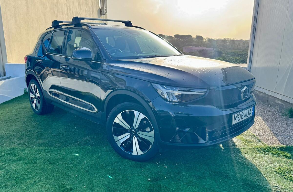 VOLVO XC40 Recharge Core