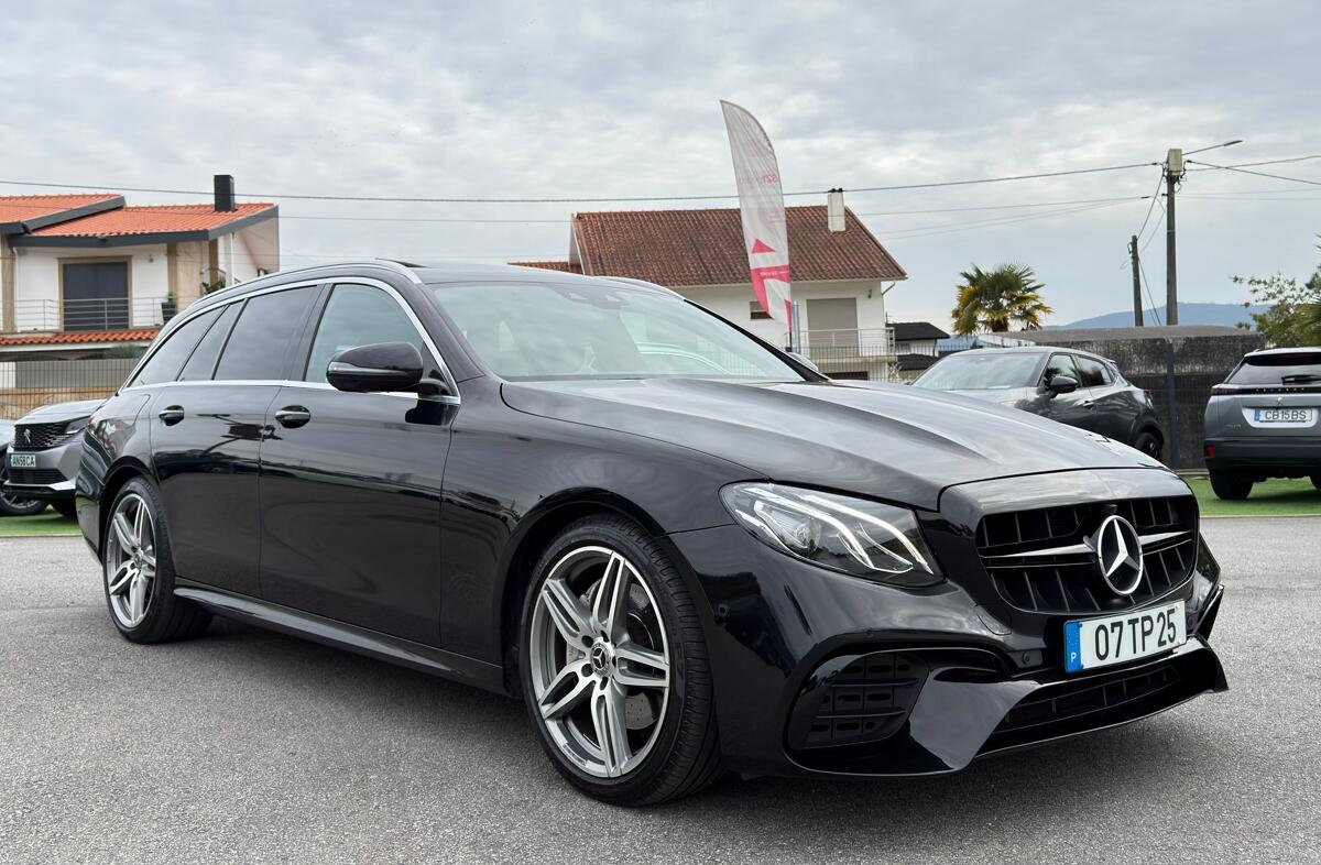 MERCEDES Classe E E 220 d  AMG Line