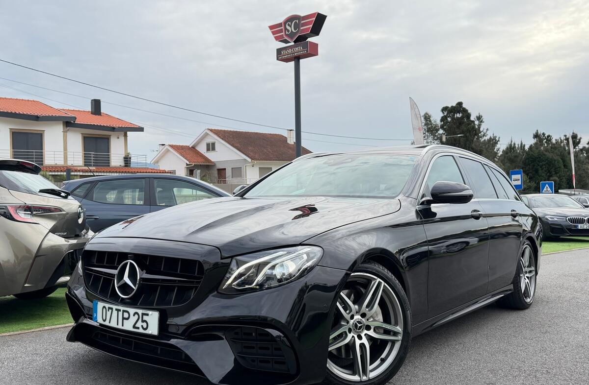 MERCEDES Classe E E 220 d  AMG Line