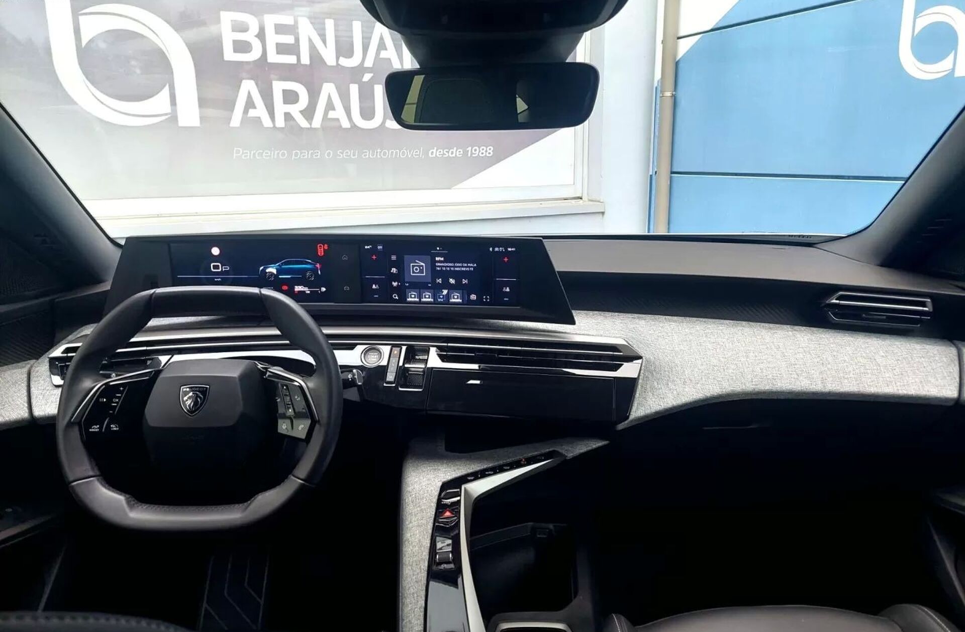 PEUGEOT 3008 1.2 Hybrid Allure e-DCS6