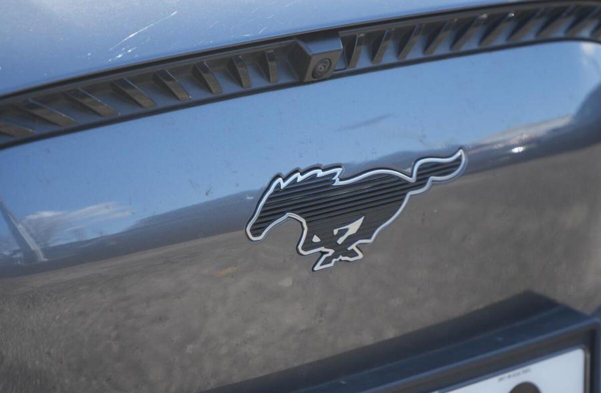 FORD Mustang Mach-E Premium AWD