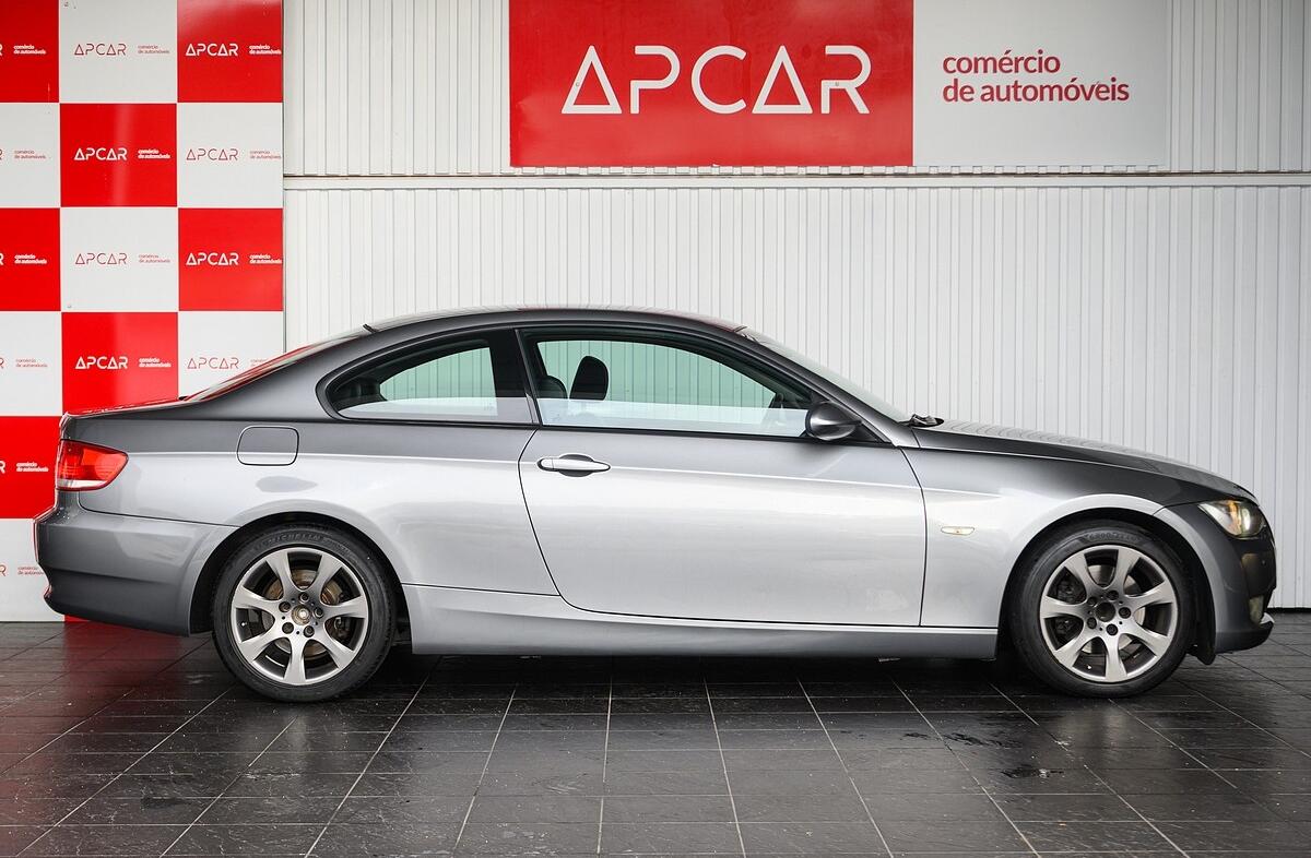 BMW Serie-3 320 d Auto