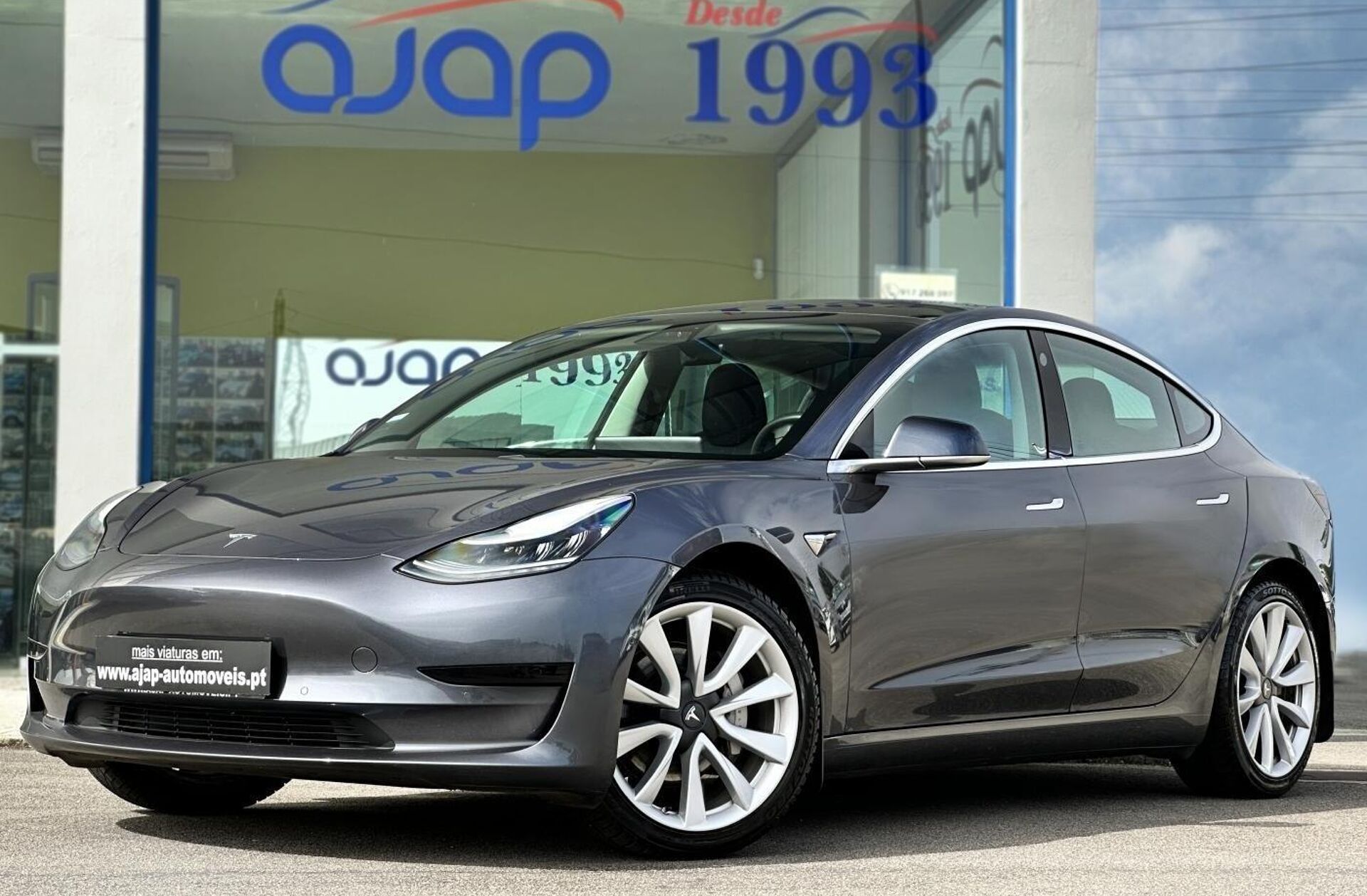 TESLA Model 3 Standard RWD Plus